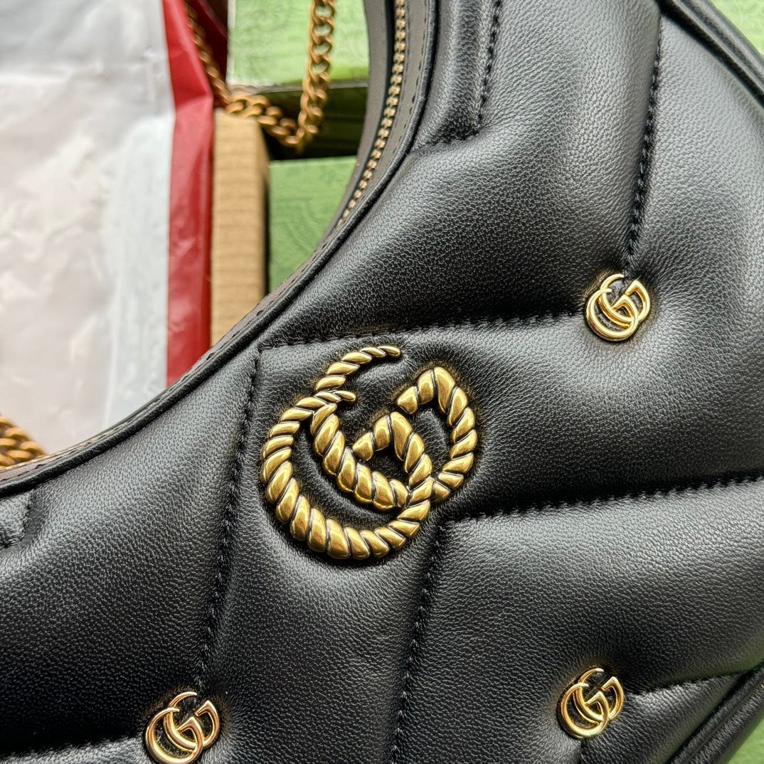gg marmont half-moon shaped 21cm black calfskin gold hardware