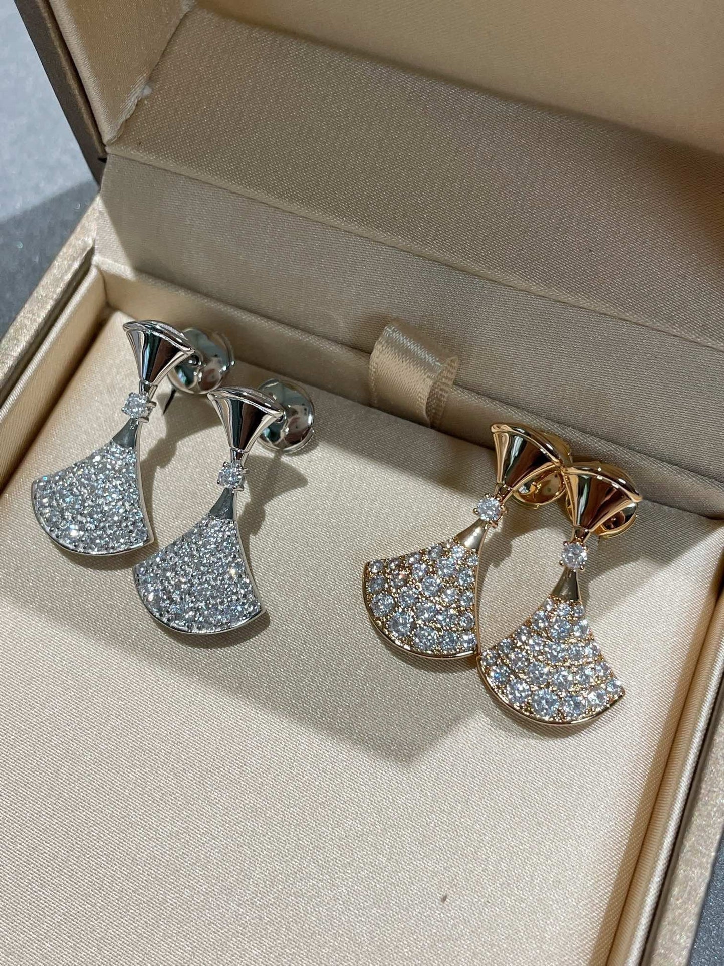 DREAM EARRINGS DIAMOND