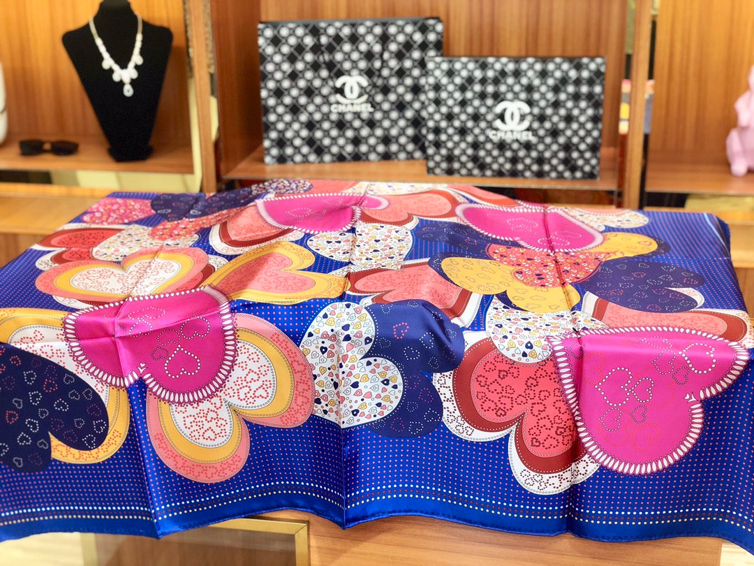 CC Square Scarf 140 CM In Colorful Silk Twill 288632