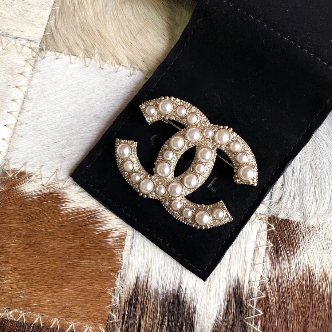CC Brooch 155674