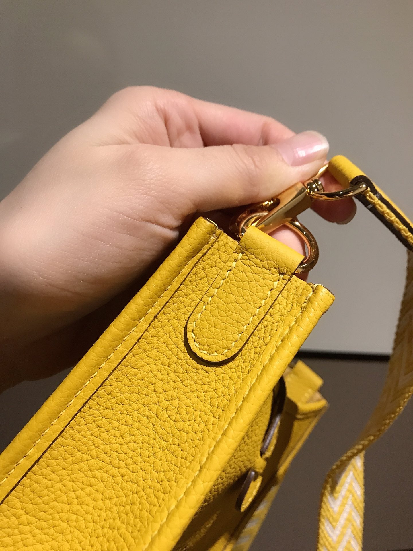 HM EVELYNE MINI 18 AMBER TOGO