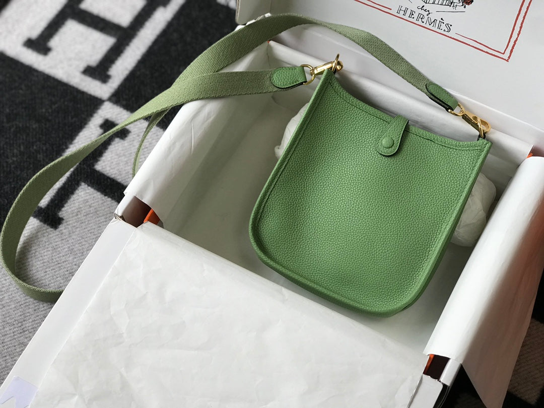 Mini Evelyne 18cm Dark Green Togo Ghw