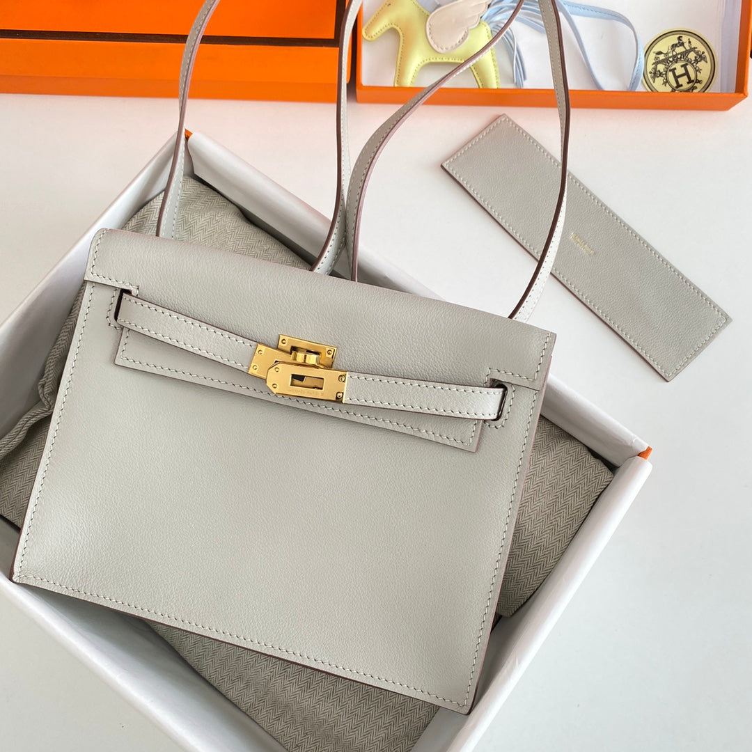 Kelly Danse II 22cm Light Grey Evercolor Leather Ghw