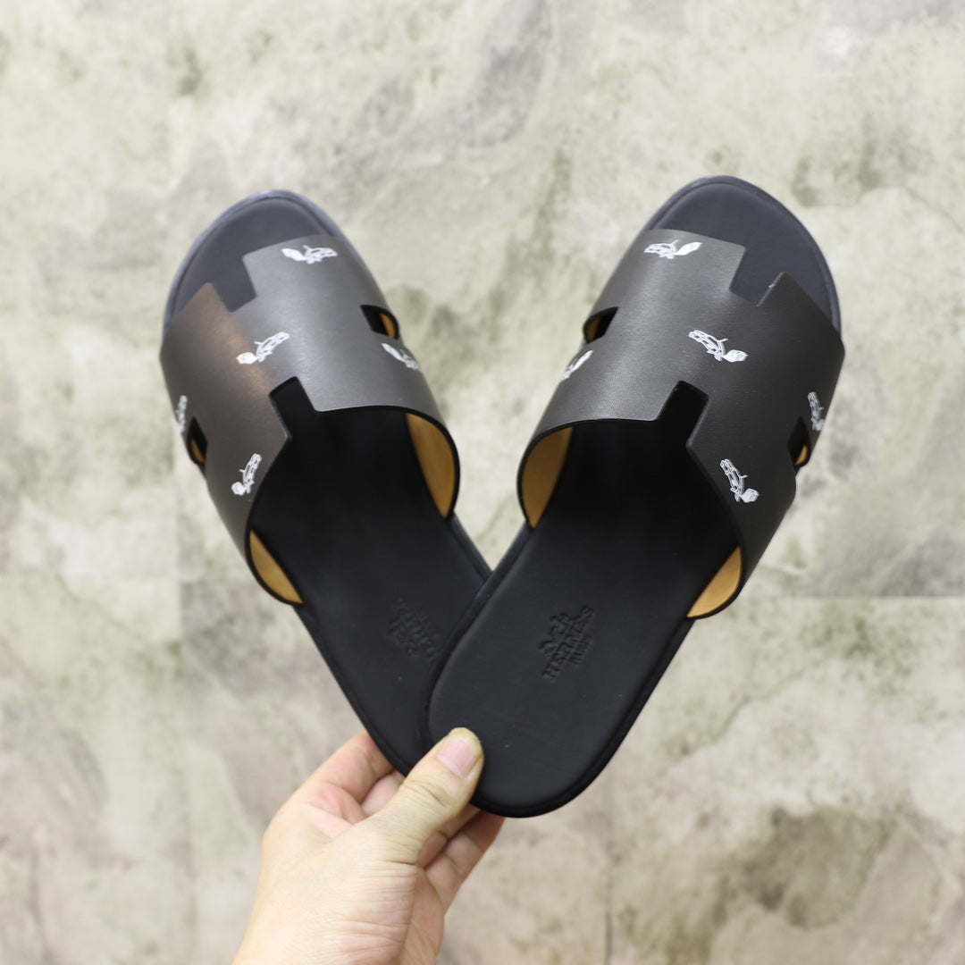 HM IZMIR SANDAL BLACK WITH WHITE ICON CALFSKIN