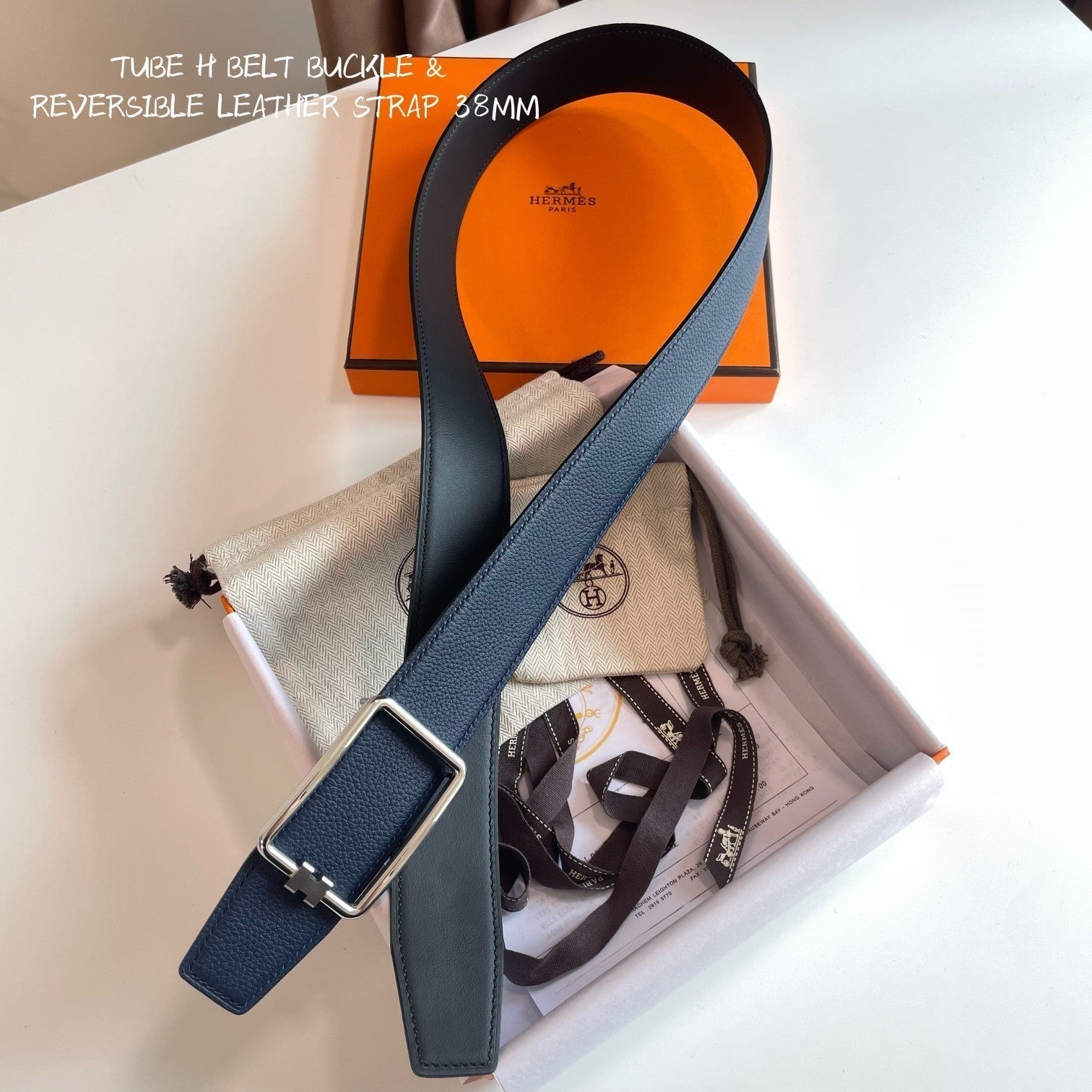 TUBE H BELT SILVER BUCKLE & REVERSIBLE NAVY BLUE LEATHER STRAP 38MM