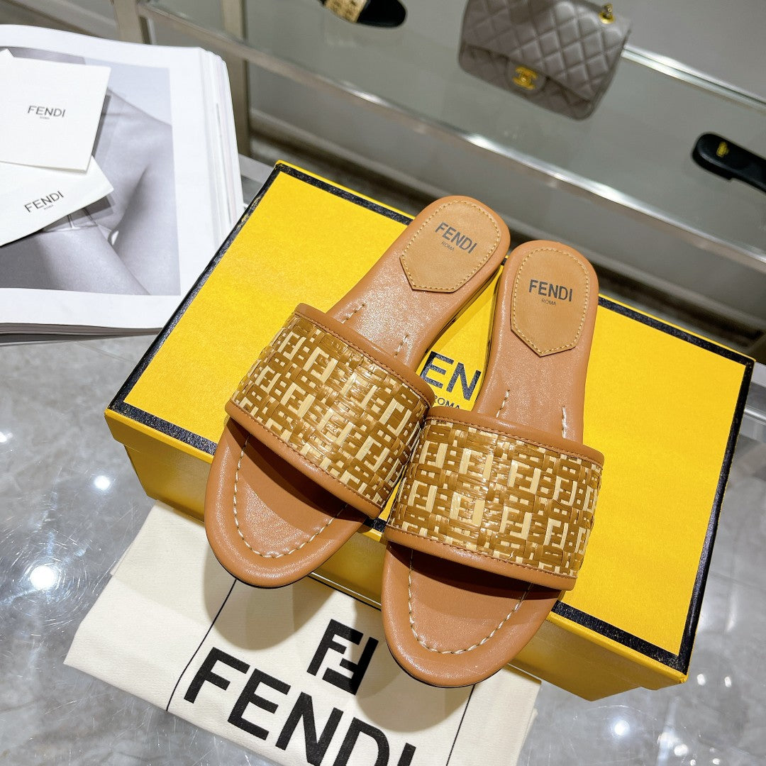 FF Women Raffia Sandal Tan