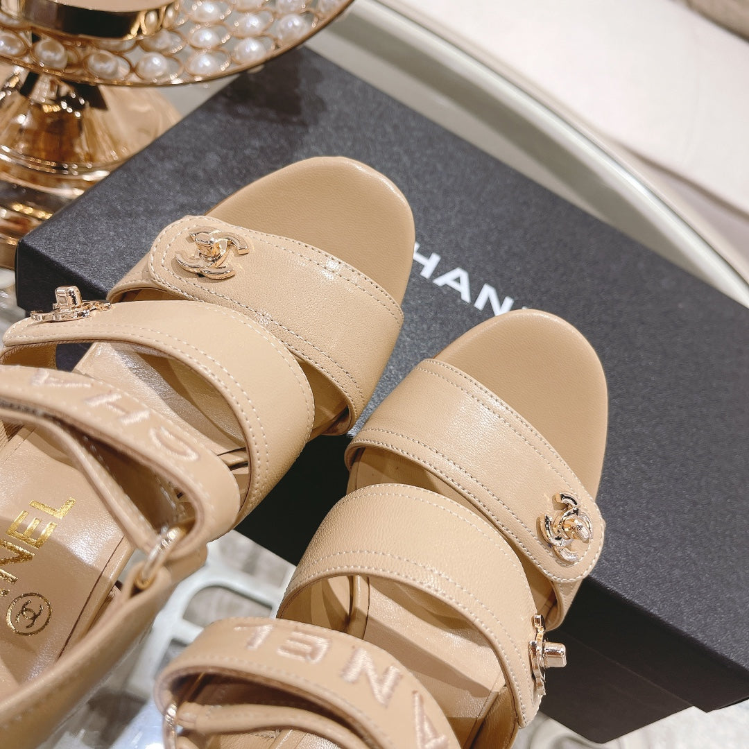 CC 25C Three Strap Sandal High Heel Cream Sheepskin 213349