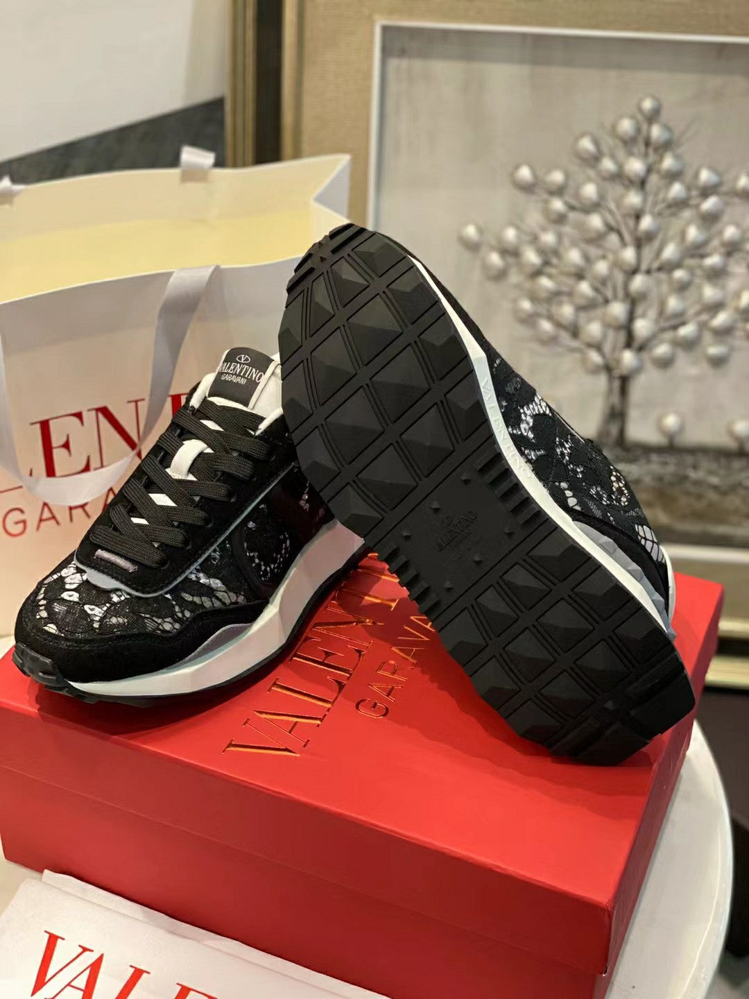Lace And Mesh Lacerunner Sneaker In Black Mix White 994617