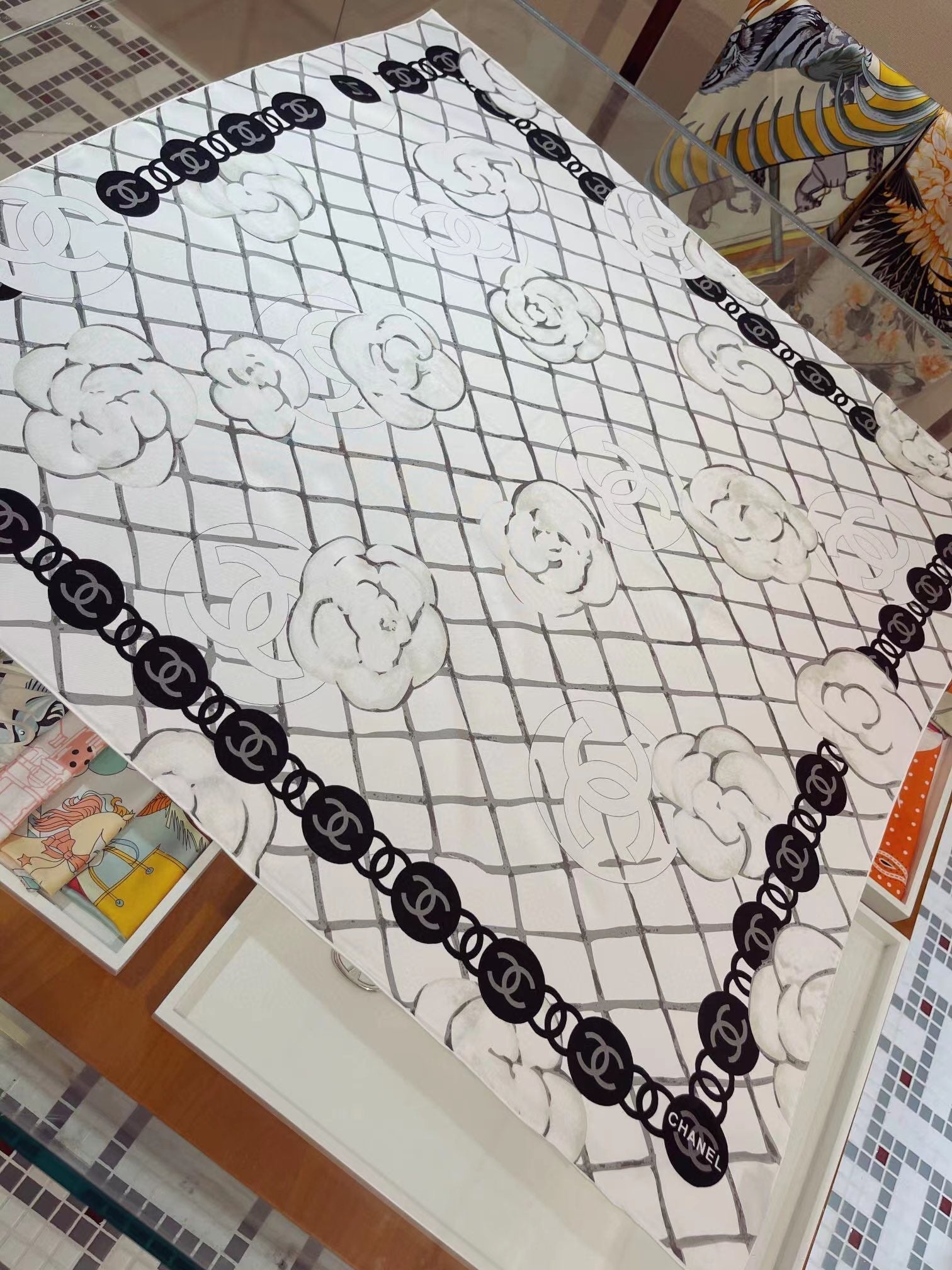 CC Square Scarf 90 CM In White Mix Black Camellia Print Silk Twill 288688