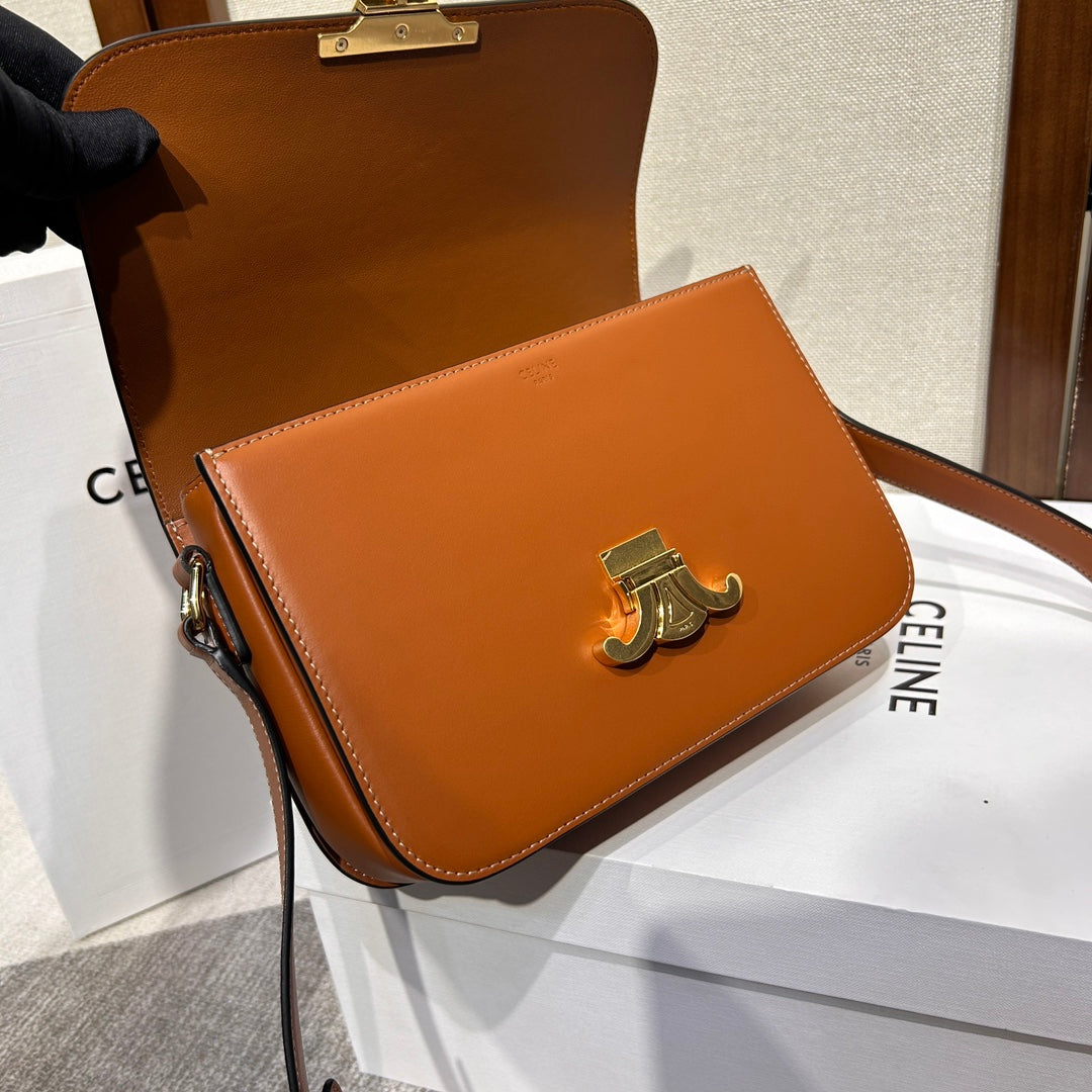 triomphe 22 brown calfskin gold hardware