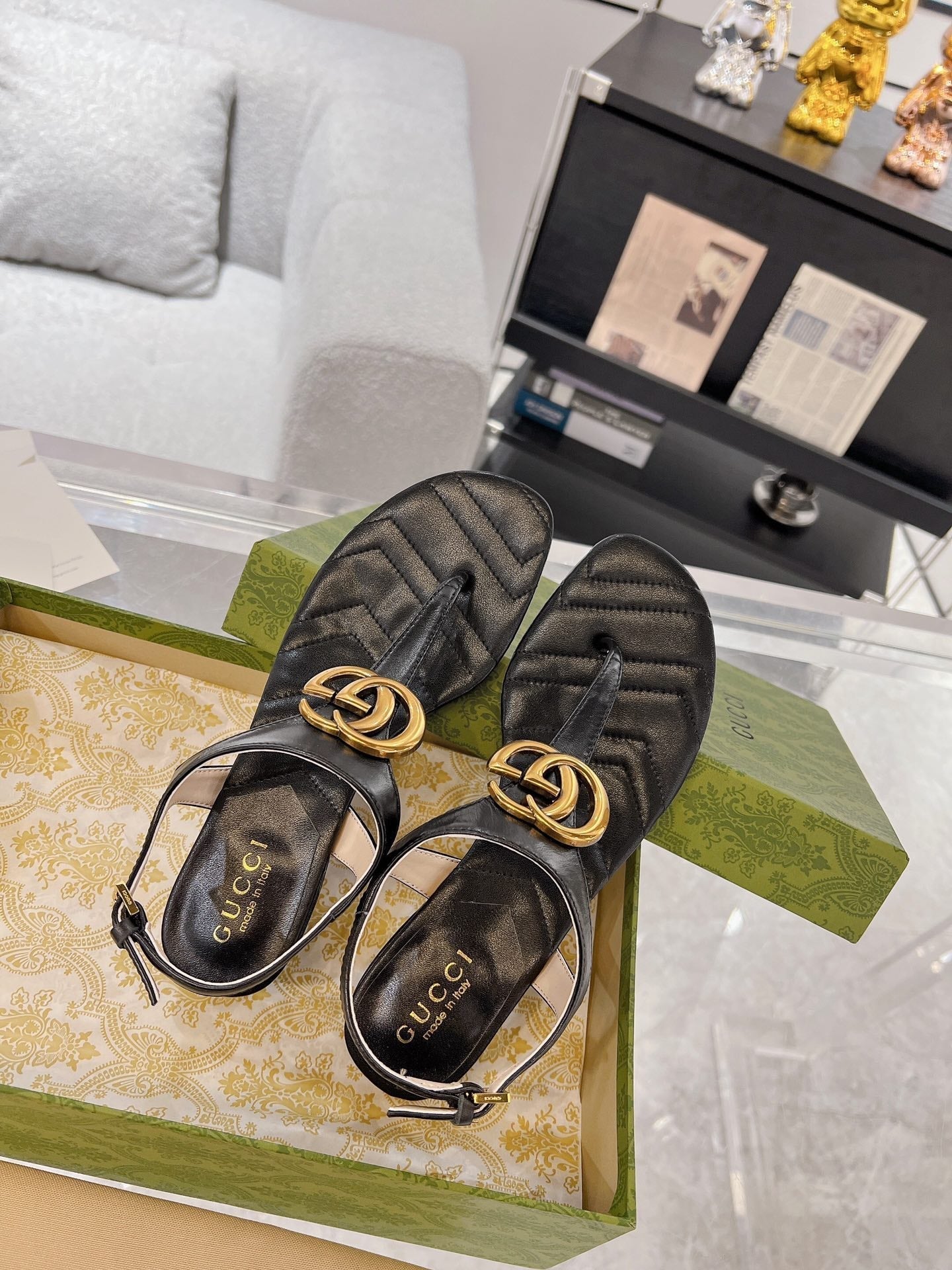 GC Double G Block Heel Thong Sandals Black Leather 292410