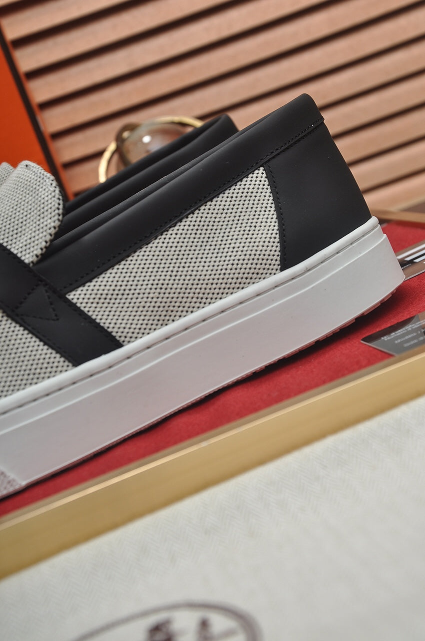 HM GAME SLIP-ON SNEAKER BLACK PLUM DENIM