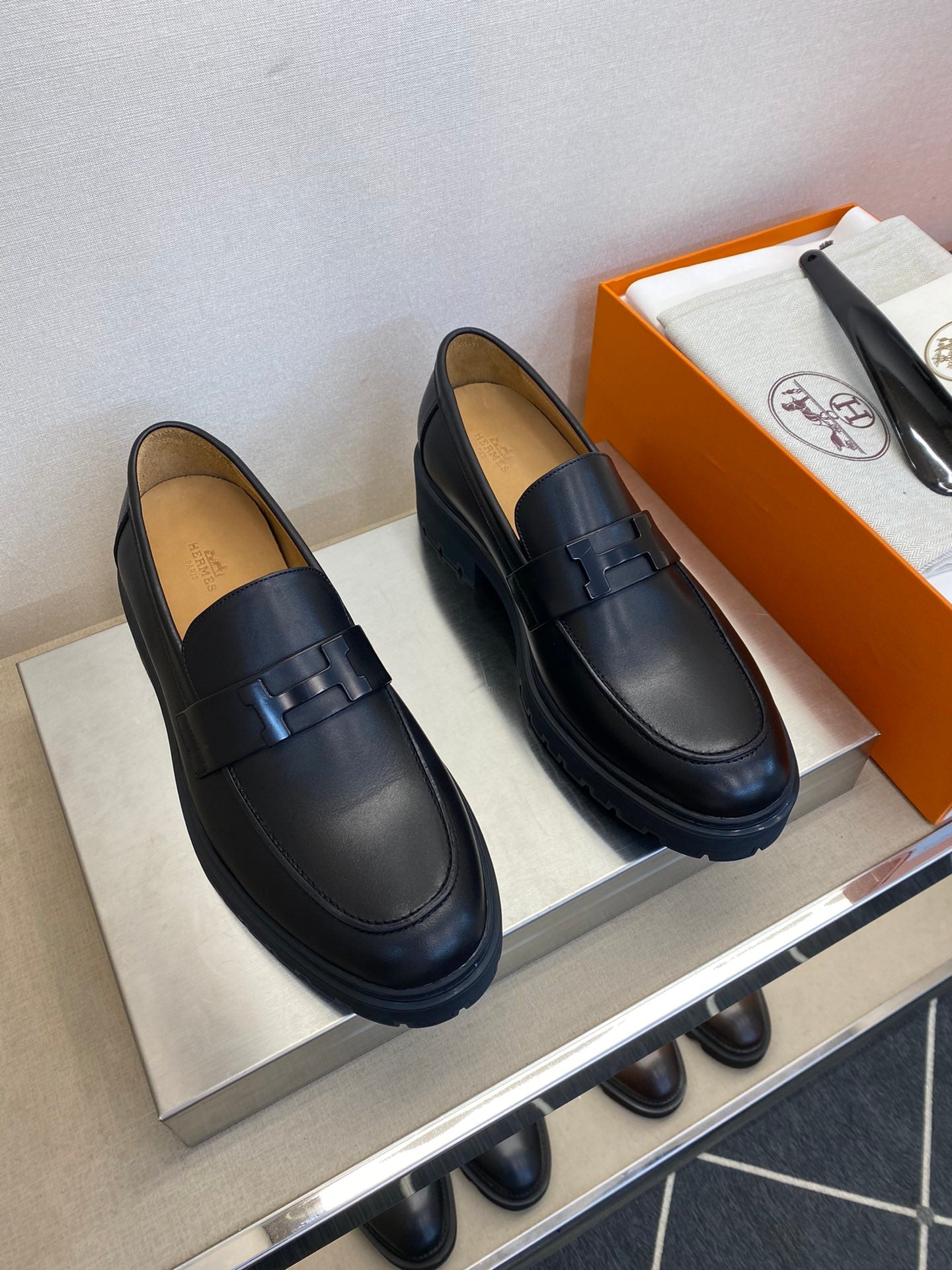 HM Men's Loafer Black Calfskin 540805
