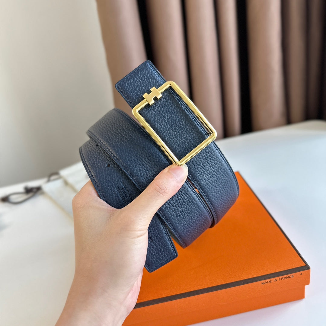HM TUBE H BELT BUCKLE & REVERSIBLE BLACK AND AEGEAN BLUE LEATHER STRAP 38MM GOLD HARDWARE
