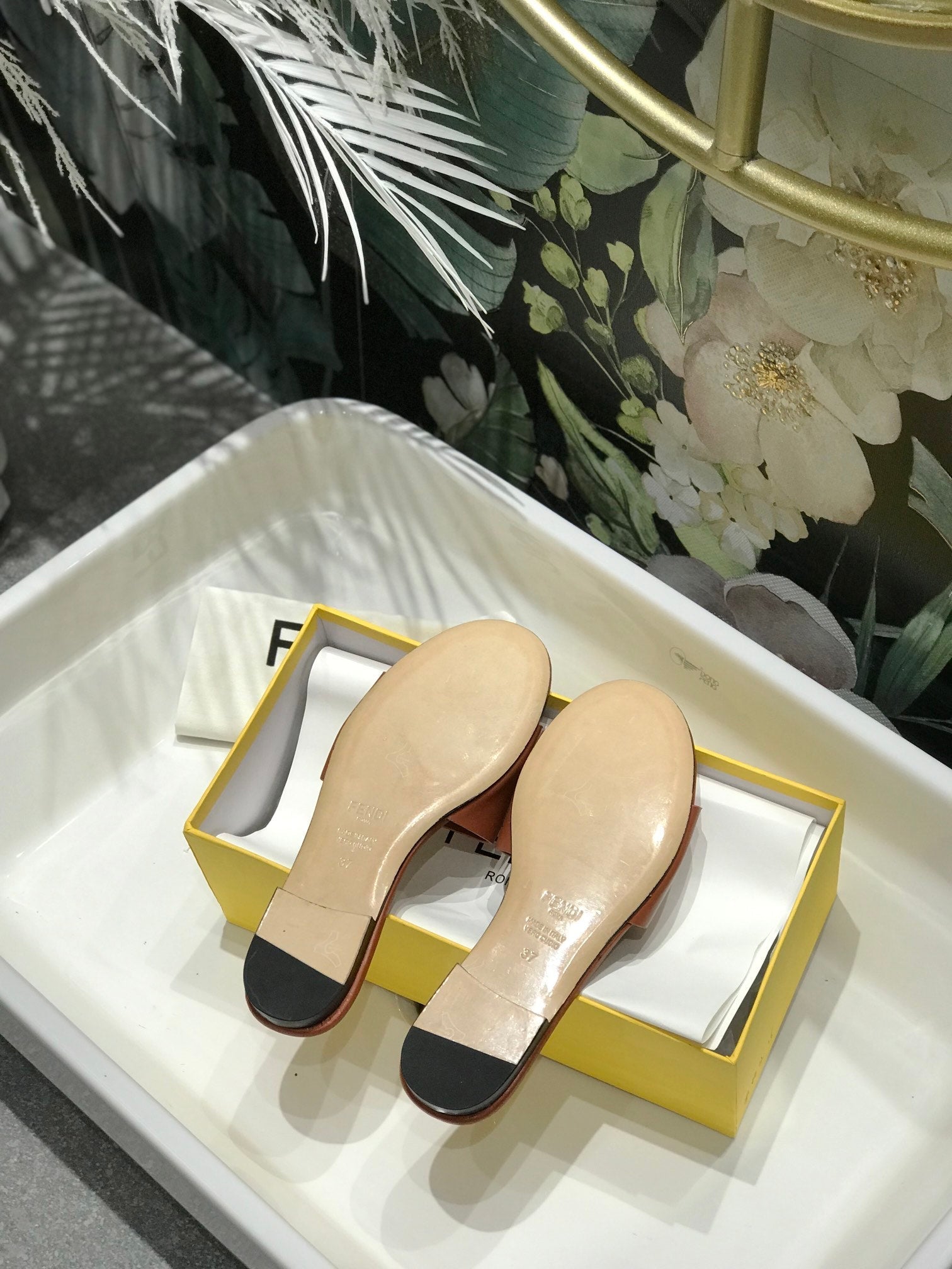 FENDI BAGUETTE SLIDES IN CINNAMON BROWN LAMBSKIN