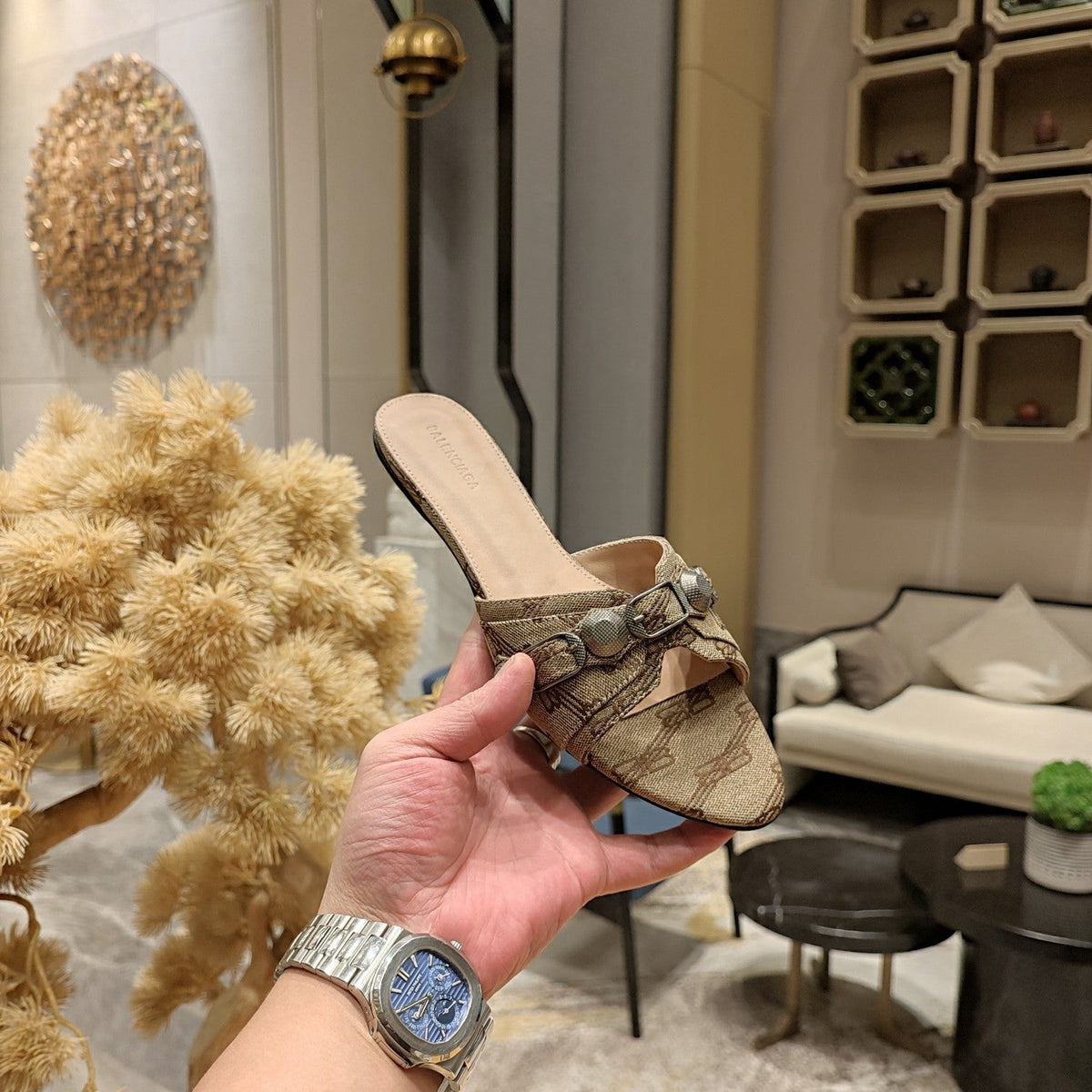 Balenciaga 26s Flat Slippers Light Brown Canvas Leather  681304