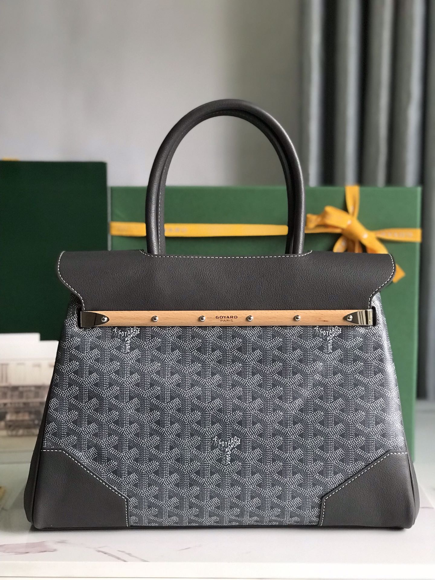 SAIGON SOUPLE BAG 34 IN GREY GOYARDINE CANVAS AND CALFSKIN