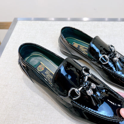 GG Men's Tassel Loafer Black Patent Leather 361345