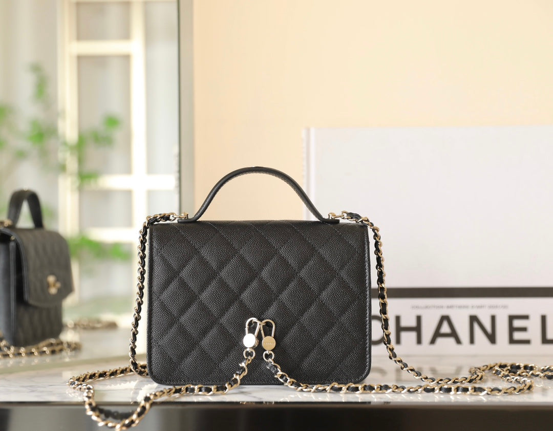 CC 25C Top Handle 18cm Black Grained Calfskin