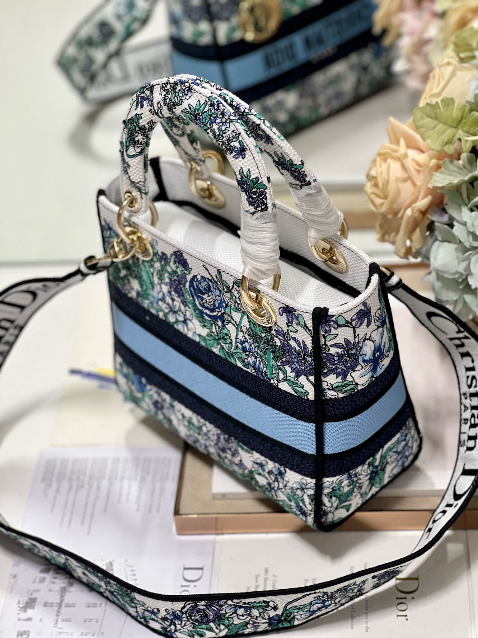 CD Butterfly Love Flower Blue 24 Lady Dior Bag Canvas 336667