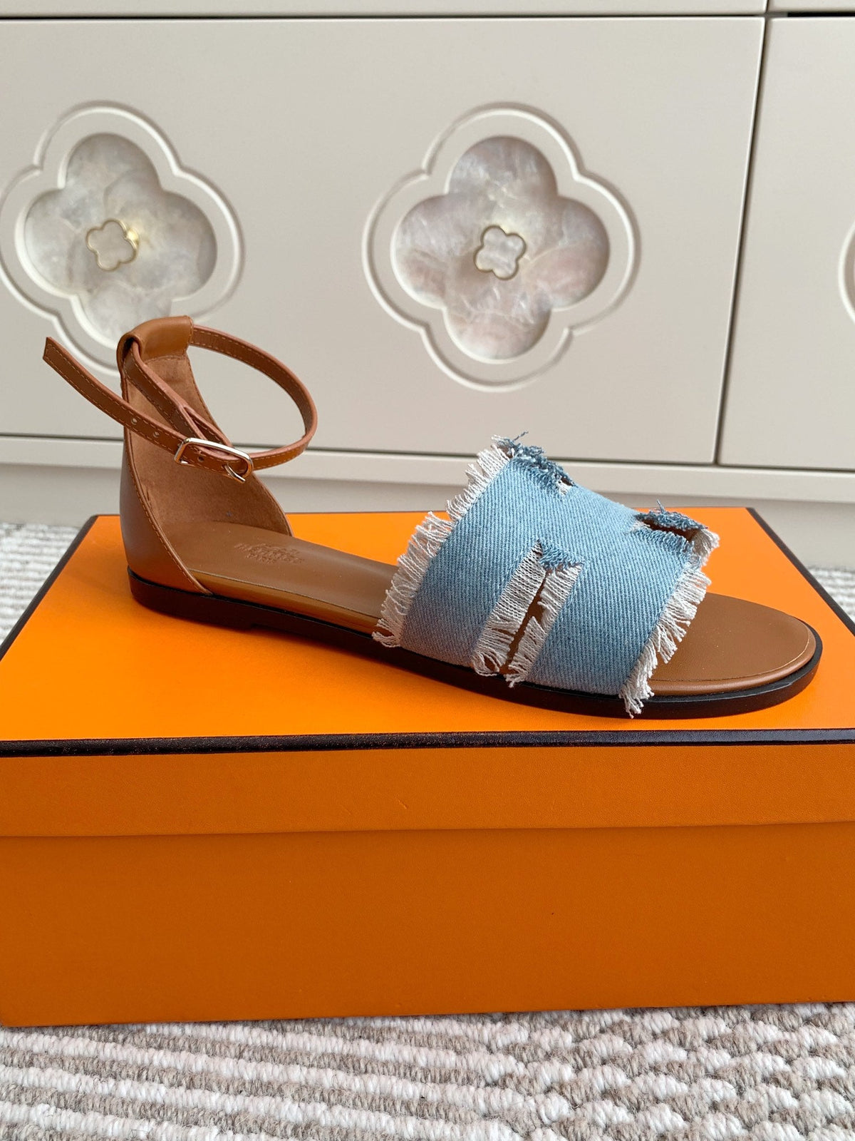 HM Santorini Sandal Light Blue Cowhide  291388