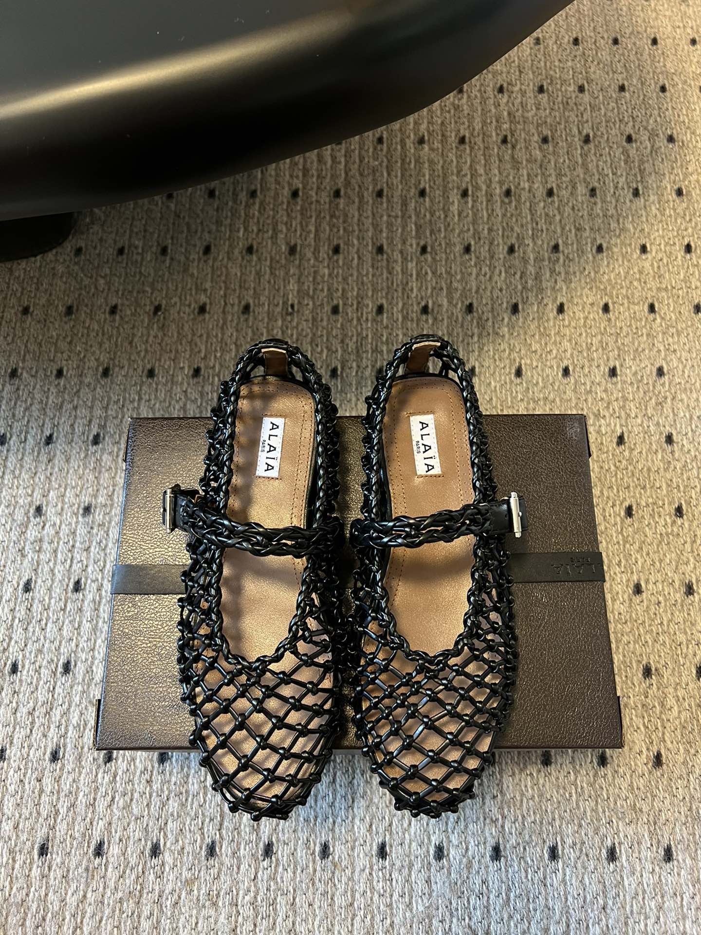Alaia 25 Braided Ballet Flats Black Cowhide 303677
