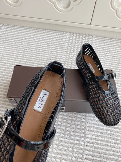 Alaia Women's Ballet Flat Black Lambskin 291052