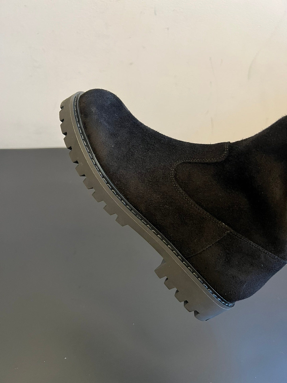 The Row 2025 Boot Black Suede 561644