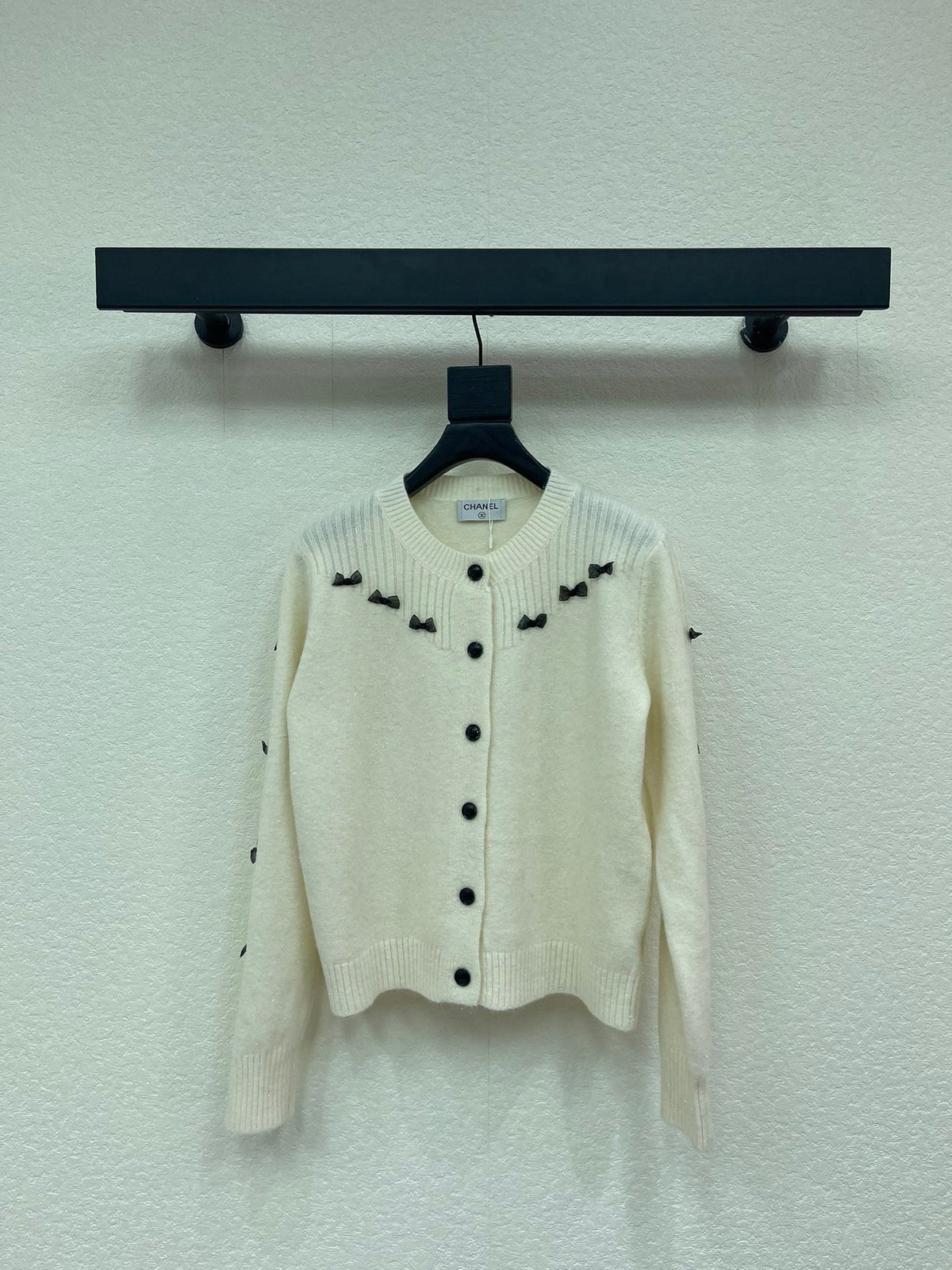 CC 26 Wool Cardigan With Small Bow 331297