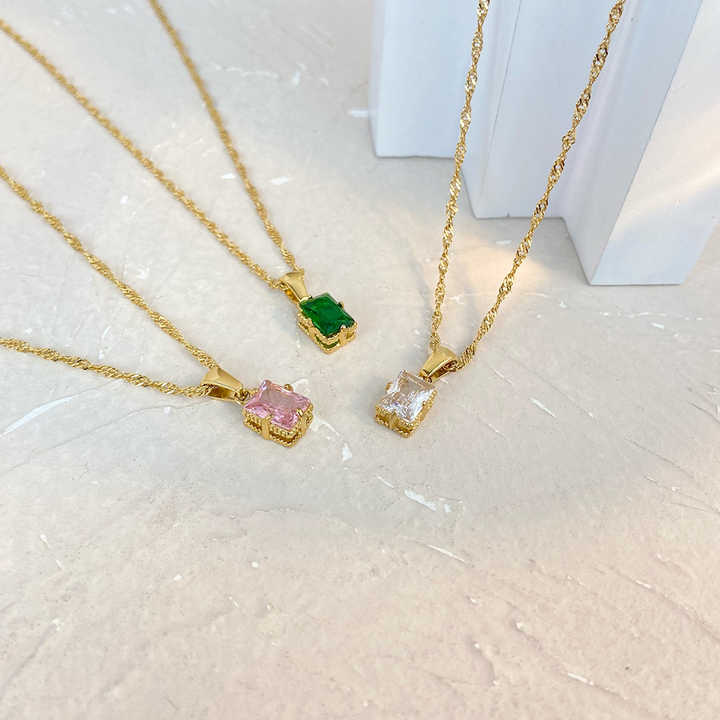 ADC GOLD NECKLACE LEATHER MEW9356