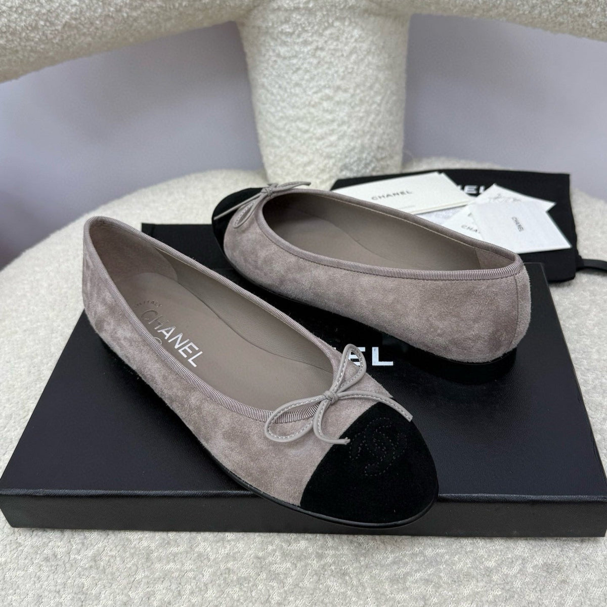 CC 25A Ballet Flat Dark Grey Black Suede