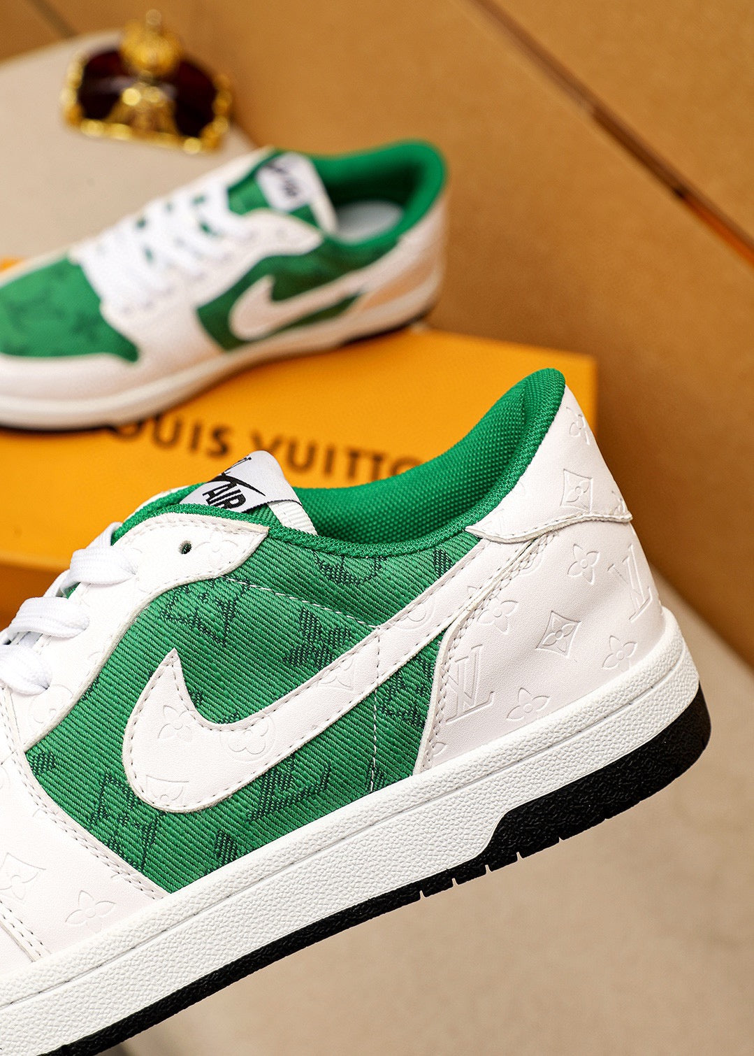 AIR FORCE LV MONOGRAM SNEAKER WHITE GREEN