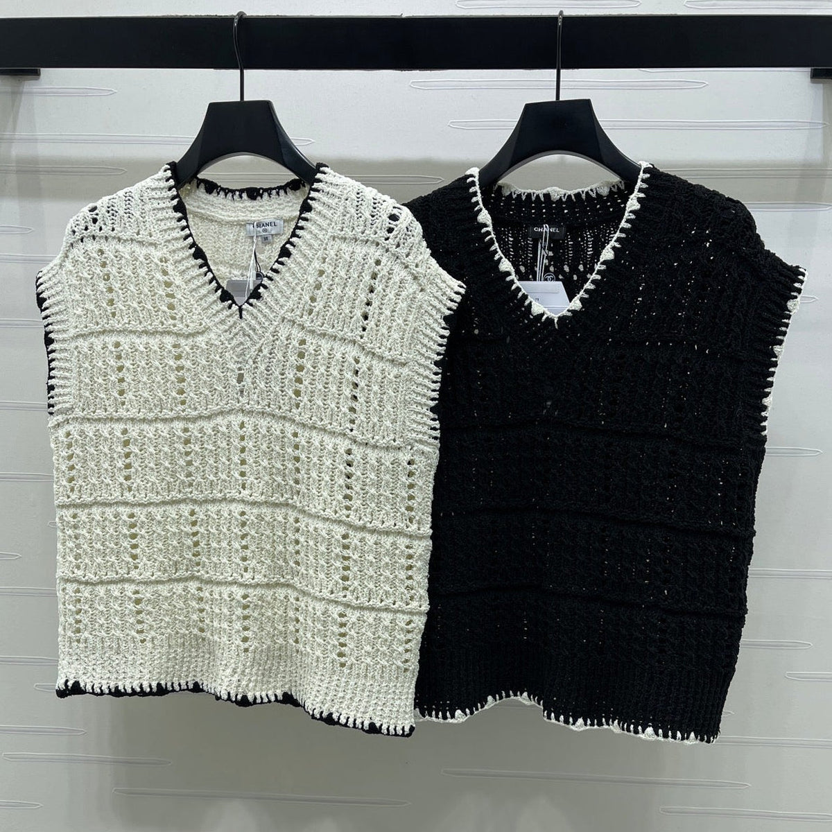 Chanel 2026 V-Neck Knit Vest Black and White Cotton Polyamide