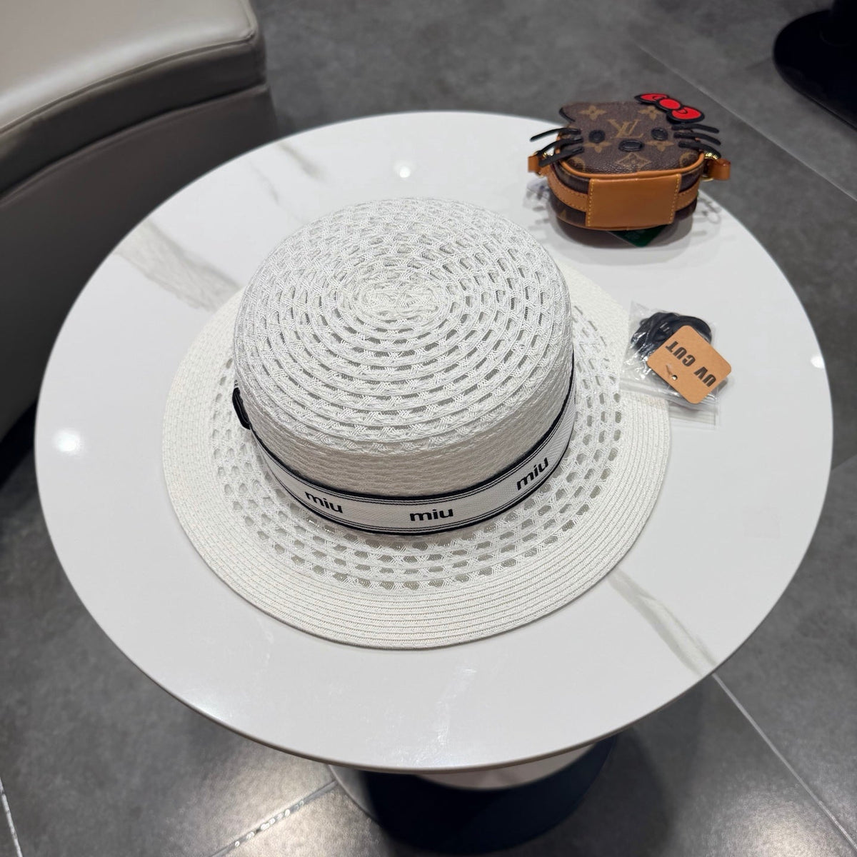 Miumiu Elegant Straw Hat 219118
