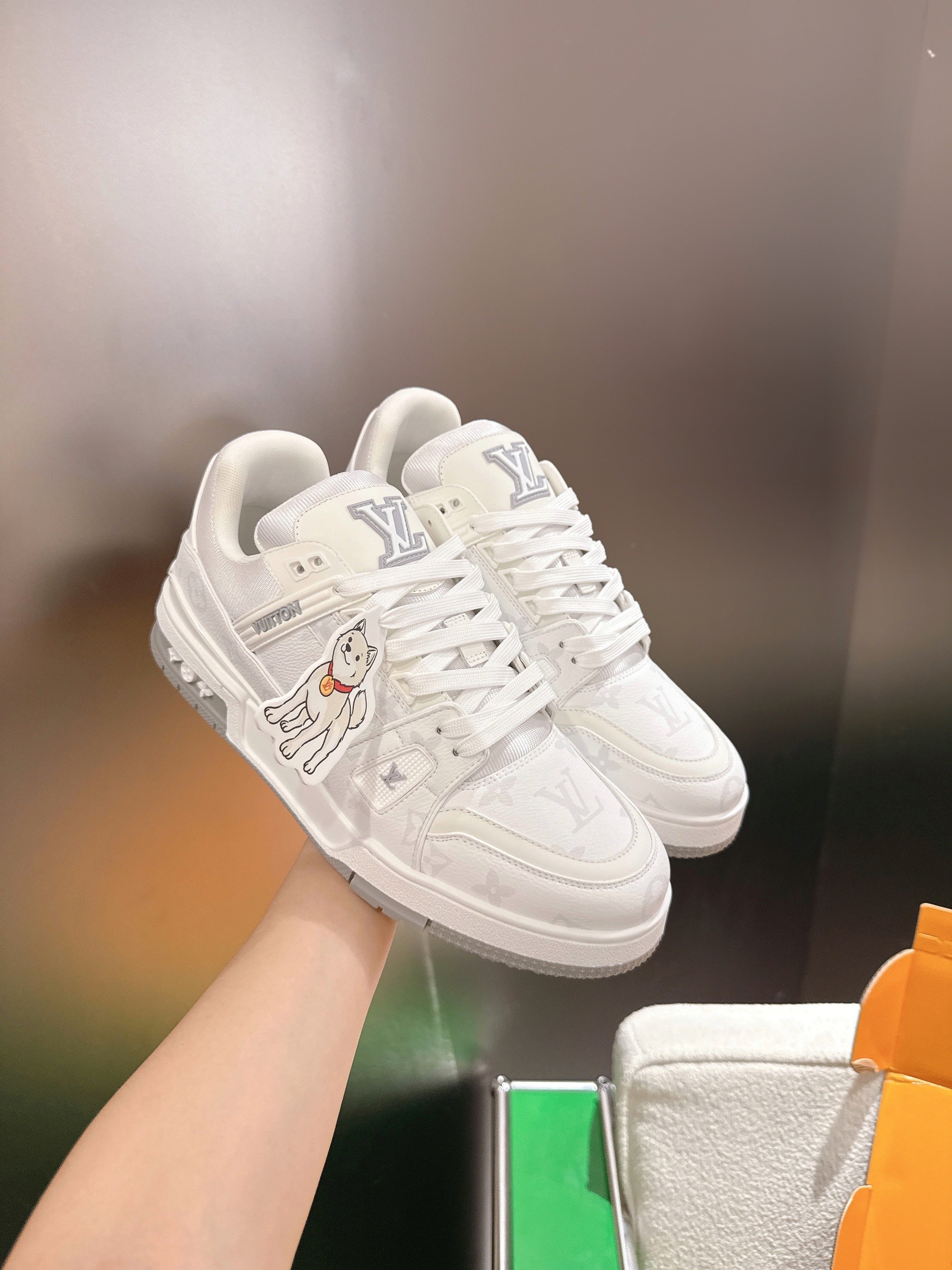 LV 26ss Trainer Sneakers White Cowhide 632150