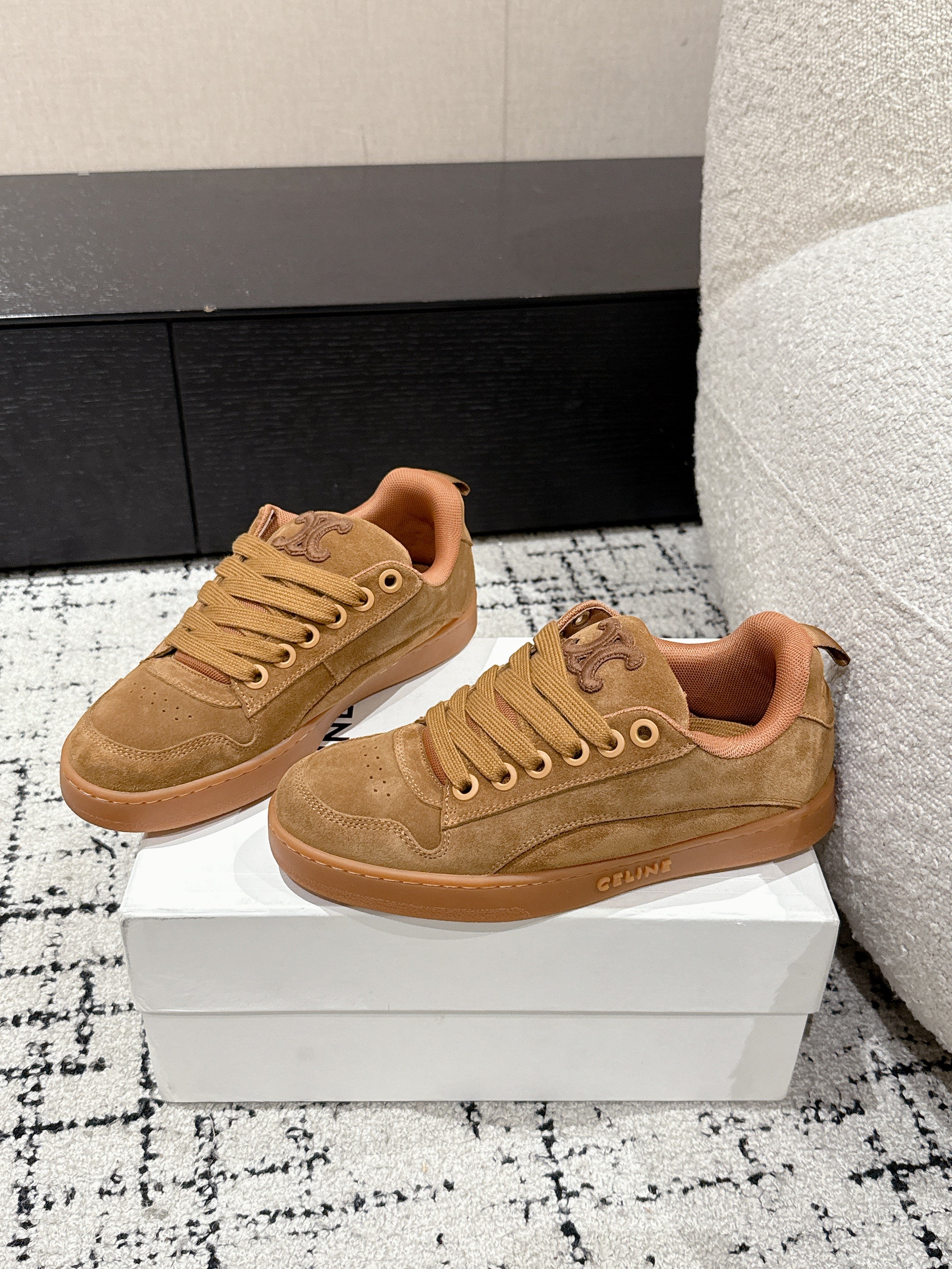 CELINE 25C Huntington Low Top Sneaker Copper Brown Suede 232345