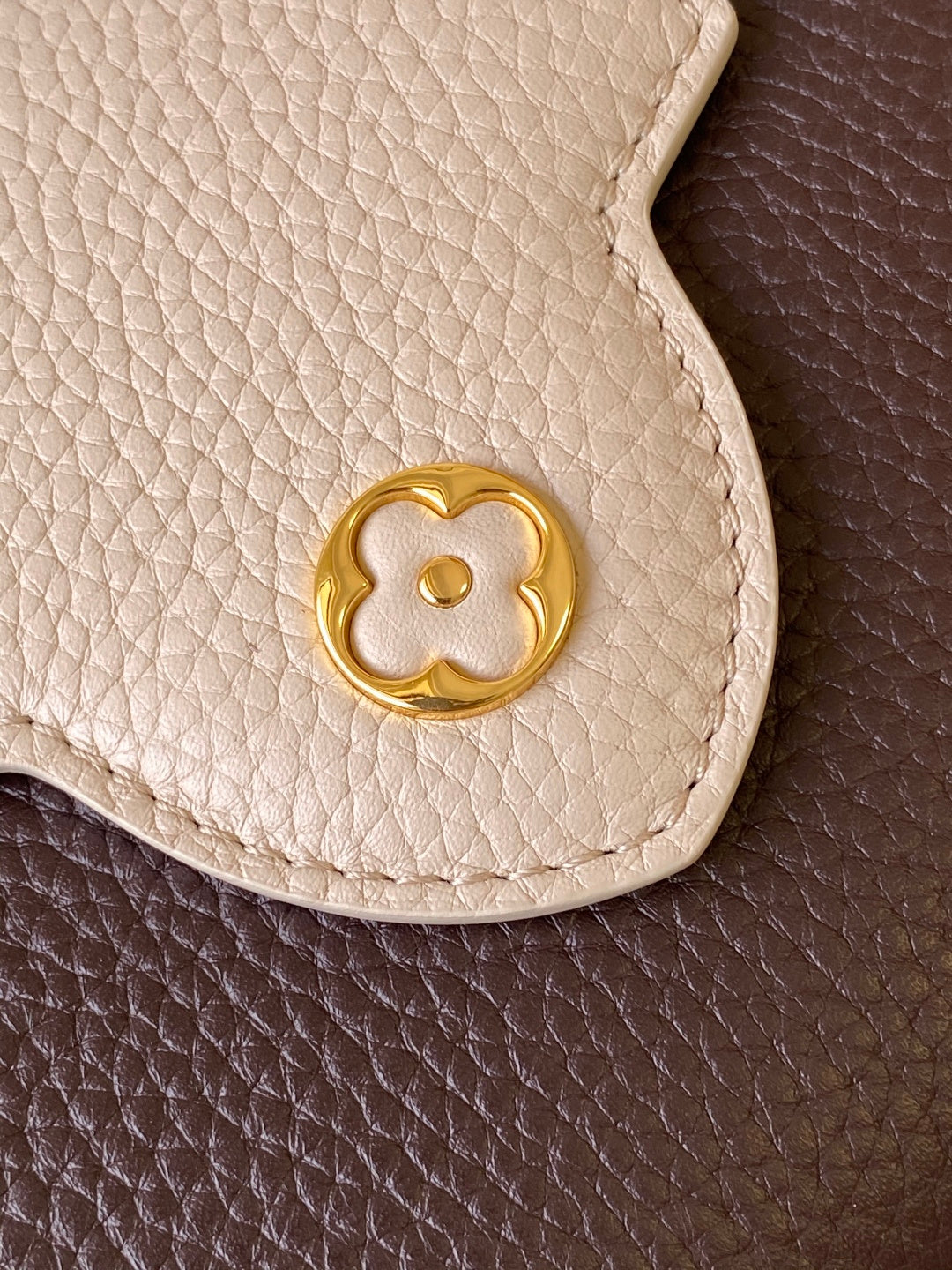 LV 2026 Capucines Bag Brown Chocolate Taurillon Cowhide Leather 281624