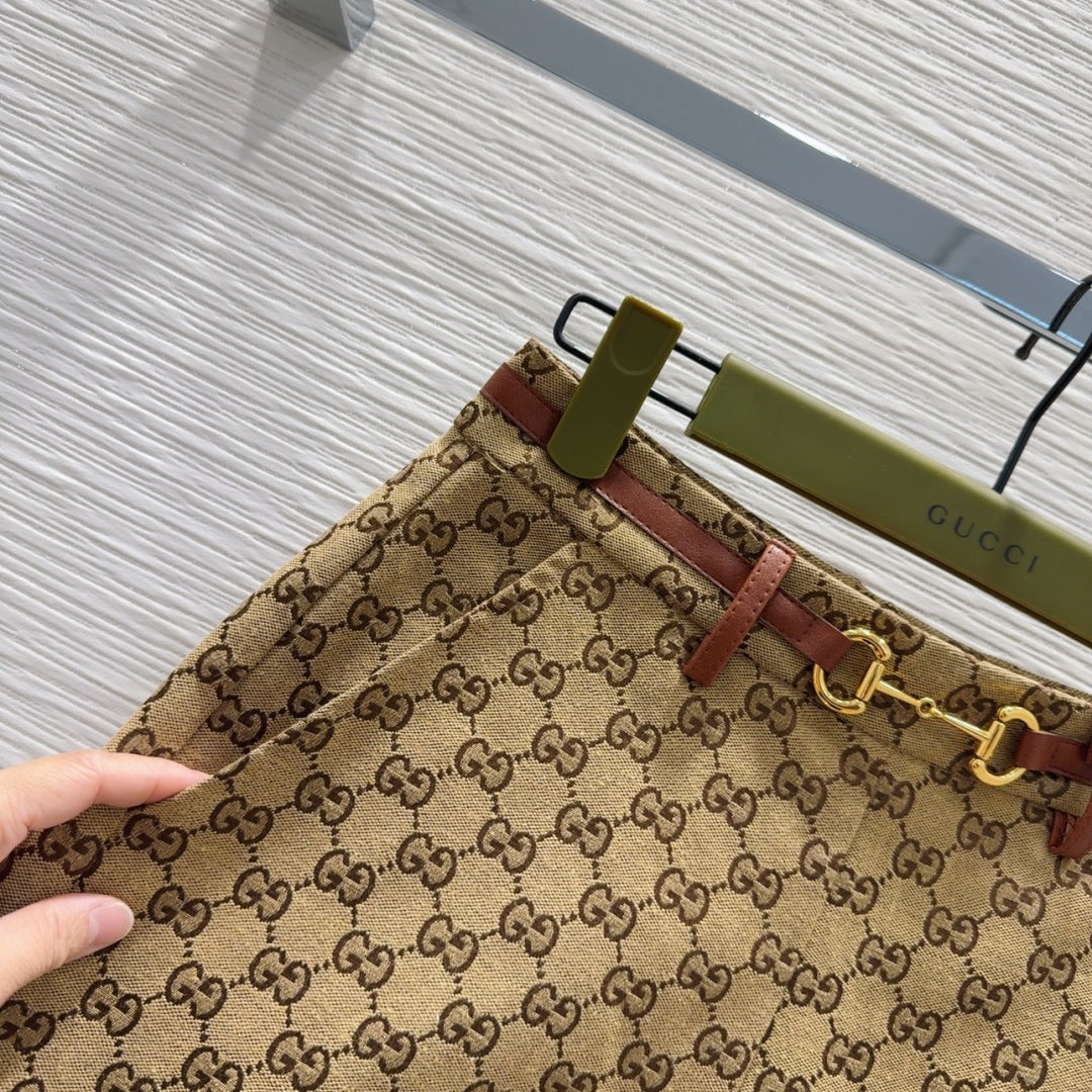 Gucci 2025 Short Camel and Ebony Polyester Fiber