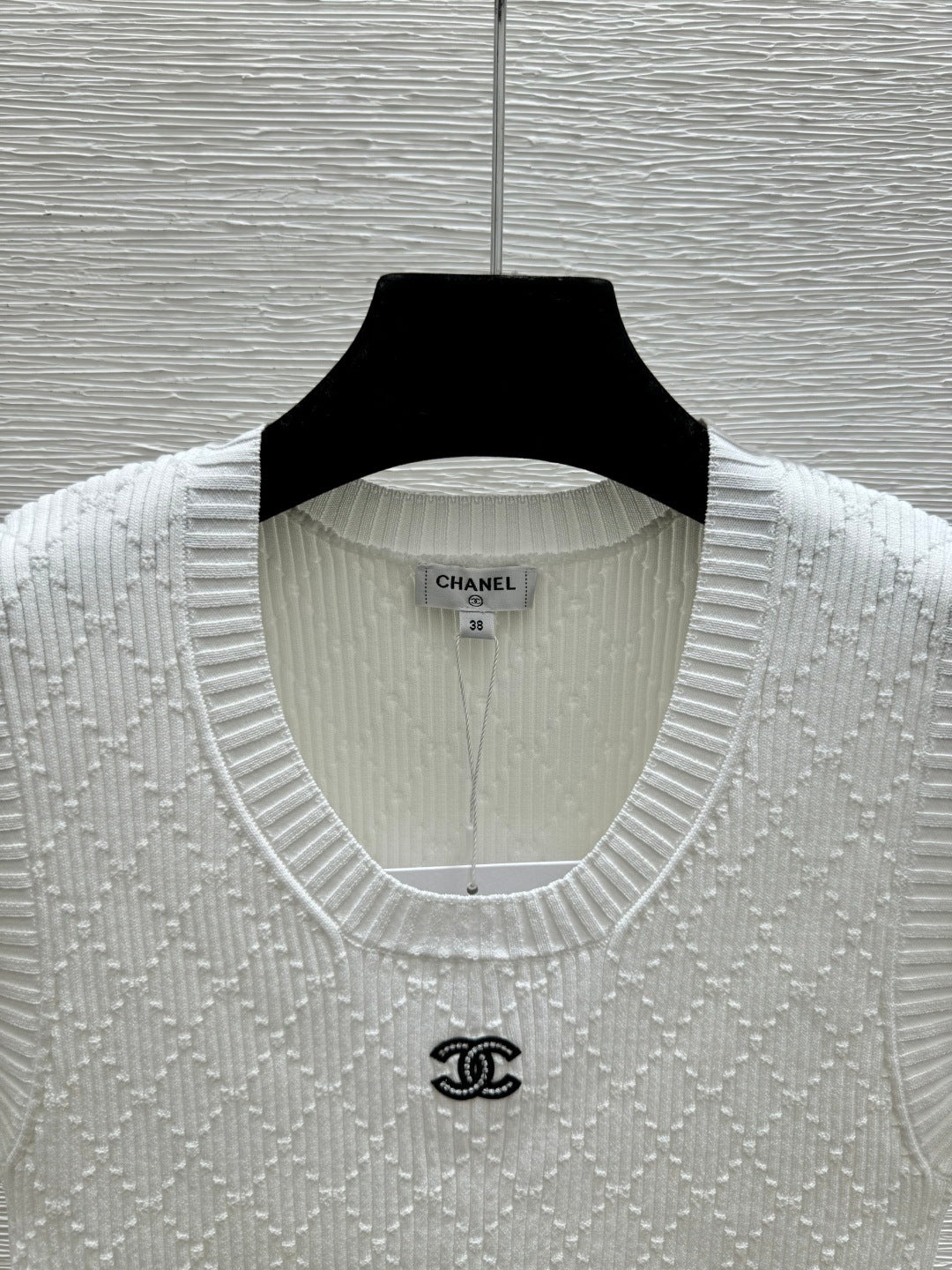 Chanel 2026 Round Neck Knitted Vest Viscose Polyamide 170631