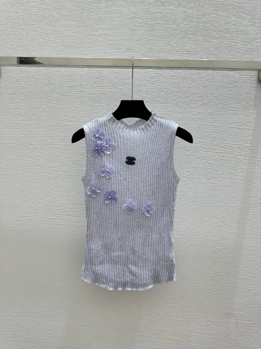 Chanel 2026 Floral Turtleneck Knitted Vest Wool 200735