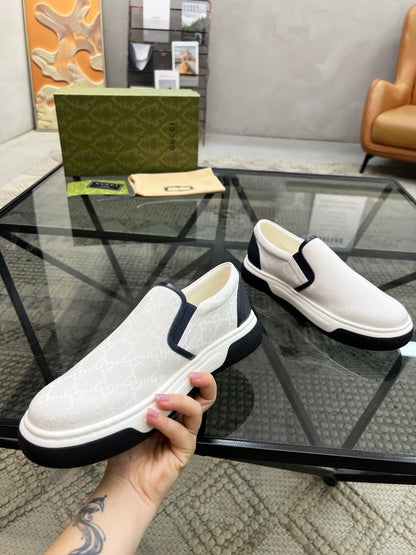 GG Men's Slip on Loafer White Printed Fabric 721523