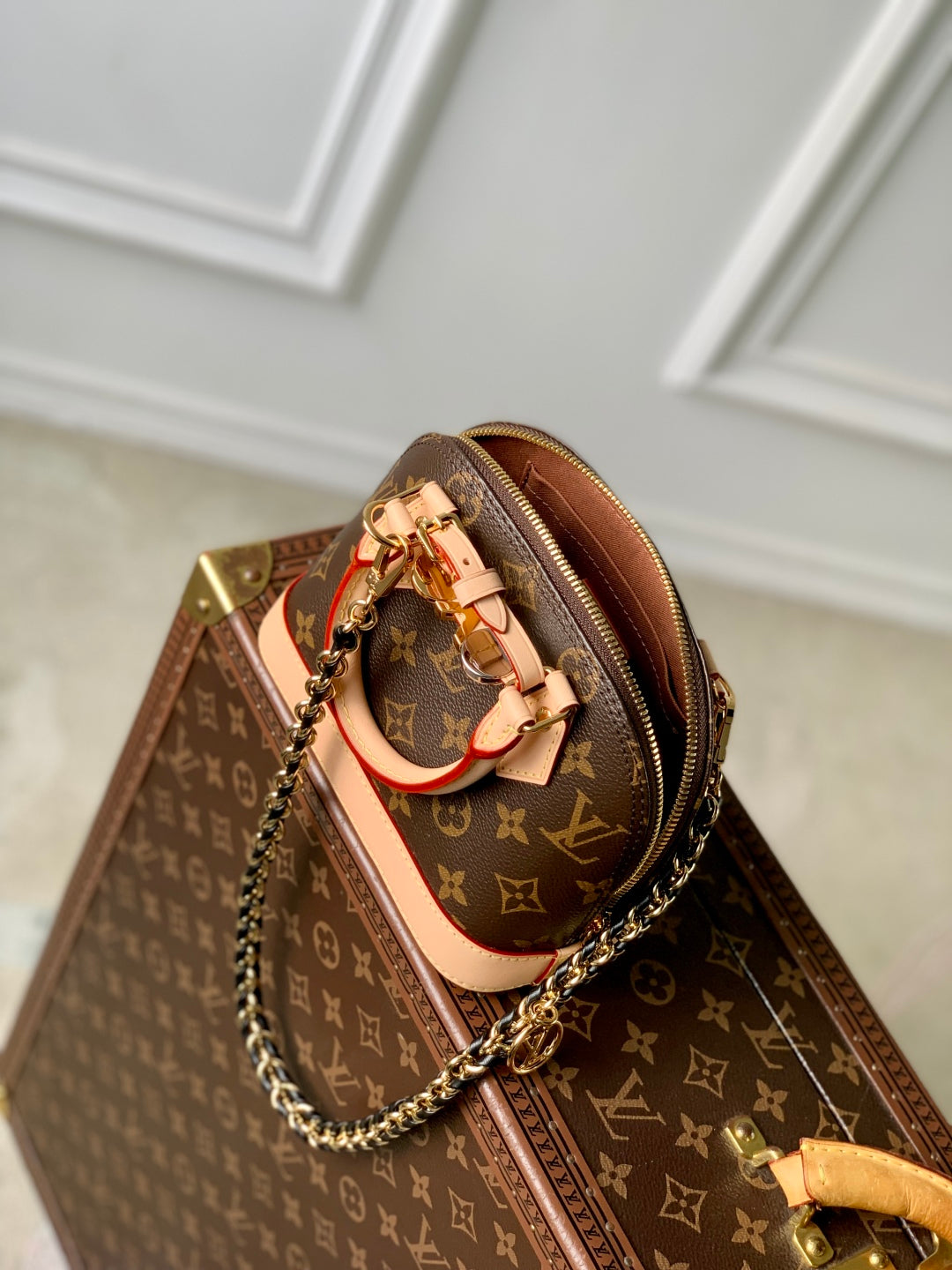 LV Alma Monogram Bag 19.5cm Brown Beige Leather Canvas 337560