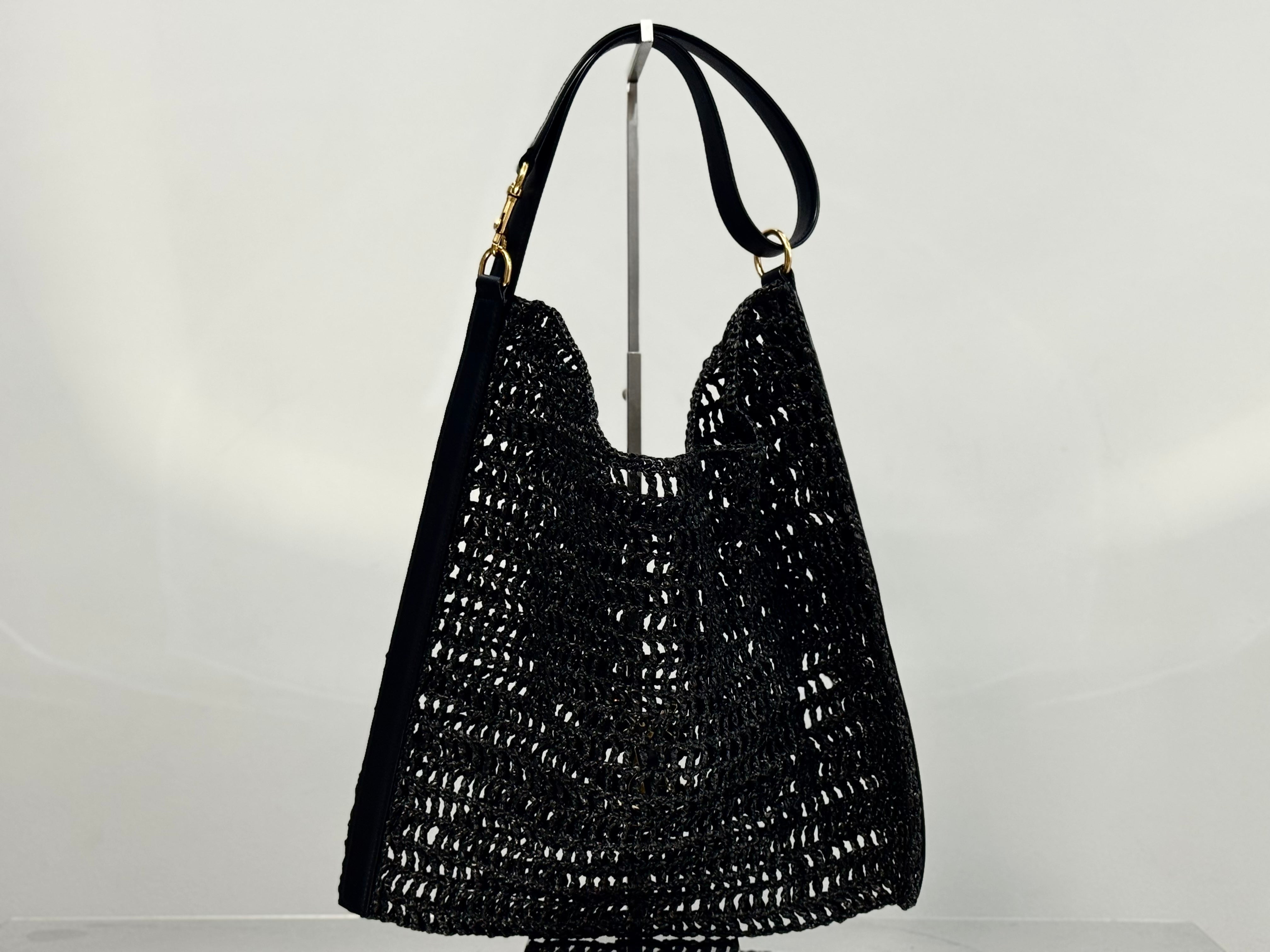 YSL Shoulder Bag 40 Black Raffia Woven