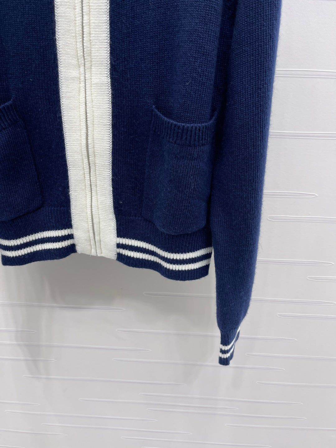 CD 25 Cardigan Two-tone Wool and Cashmere