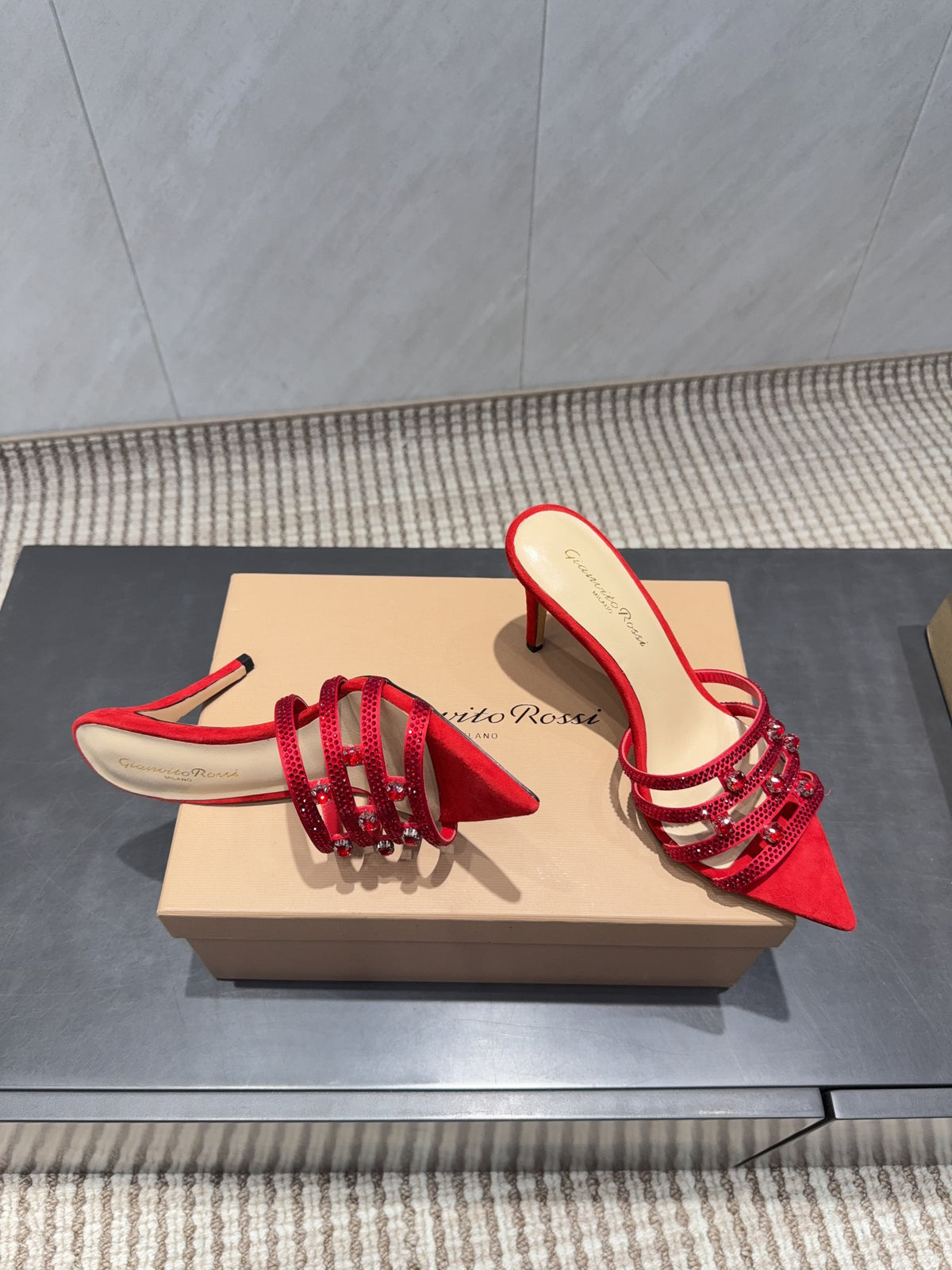 CL 26SS High Heeled Sandals 100 Red Beige Sheepskin 613827
