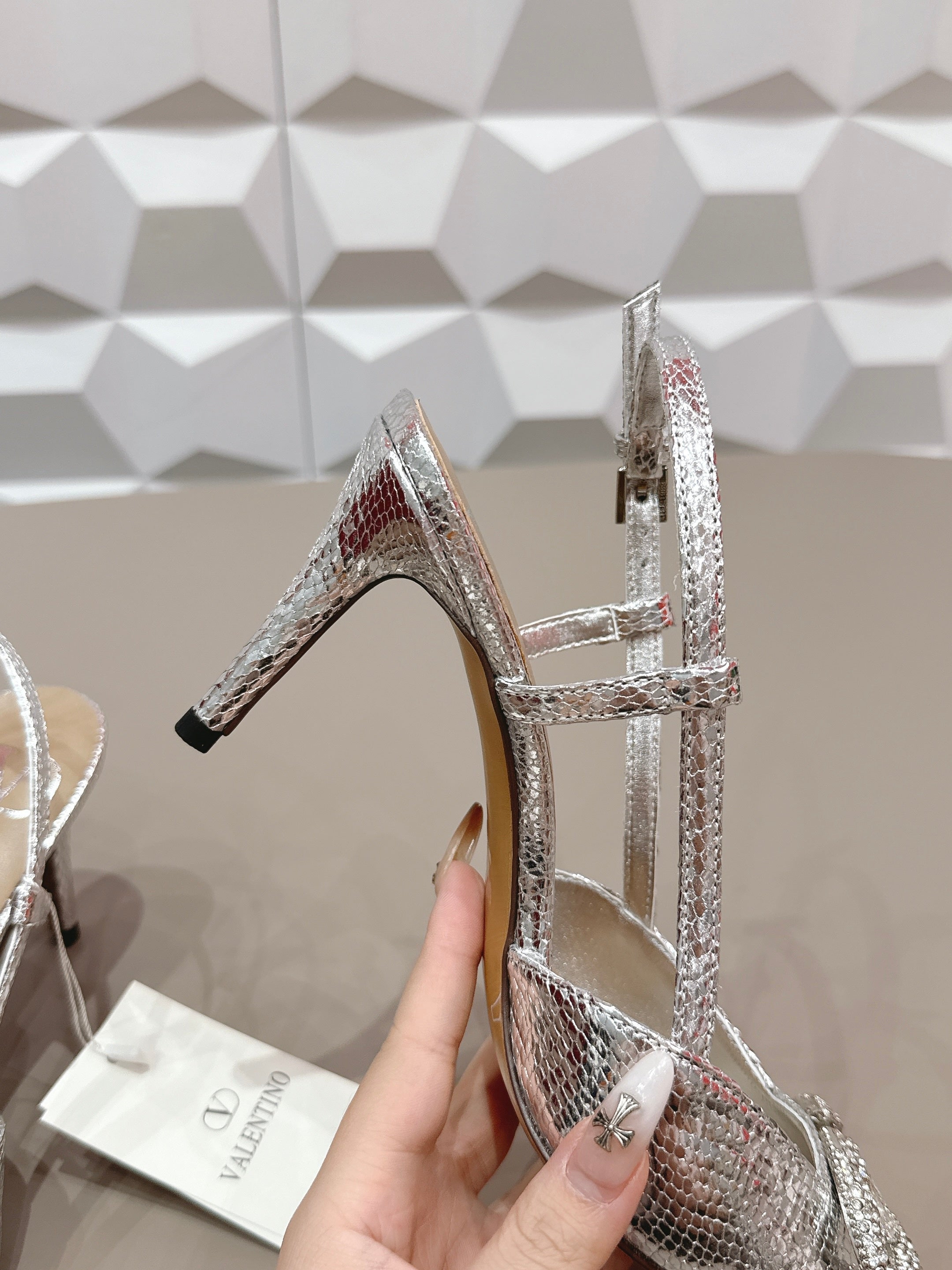 VT 26s Slingback 80 Silver Metallic Snake Skin 613588