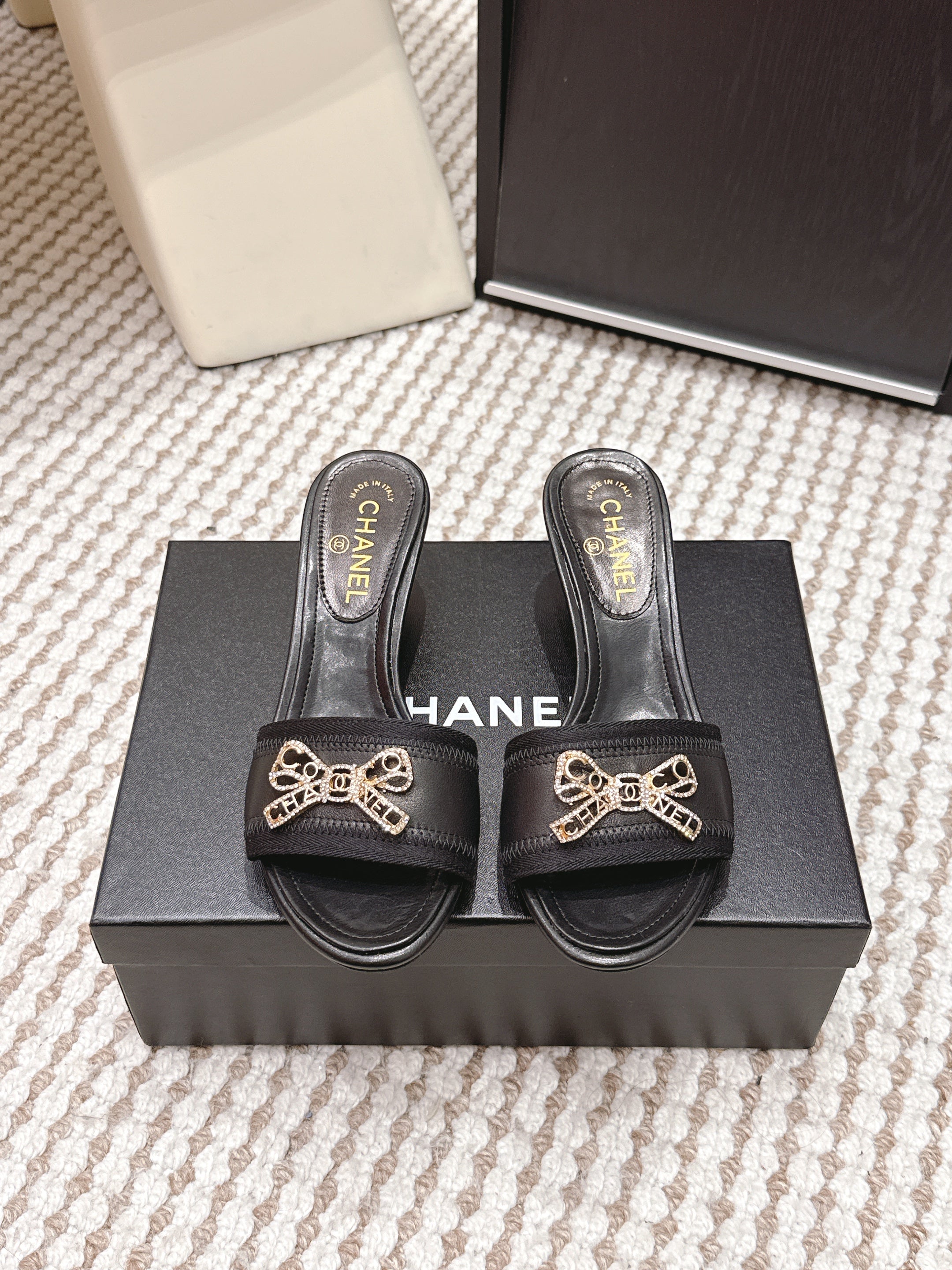 CC 26s Stiletto Sandals 55 Black Leather 652573