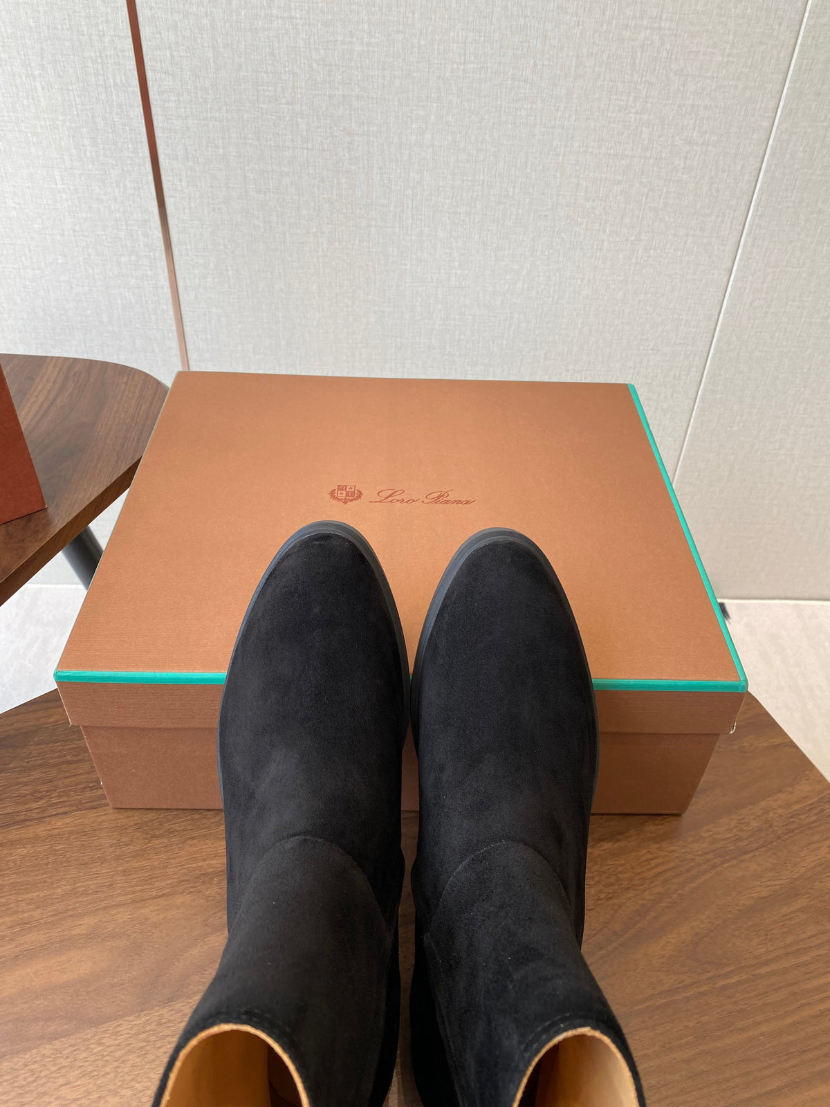 LP latest short boots  black suede 388107