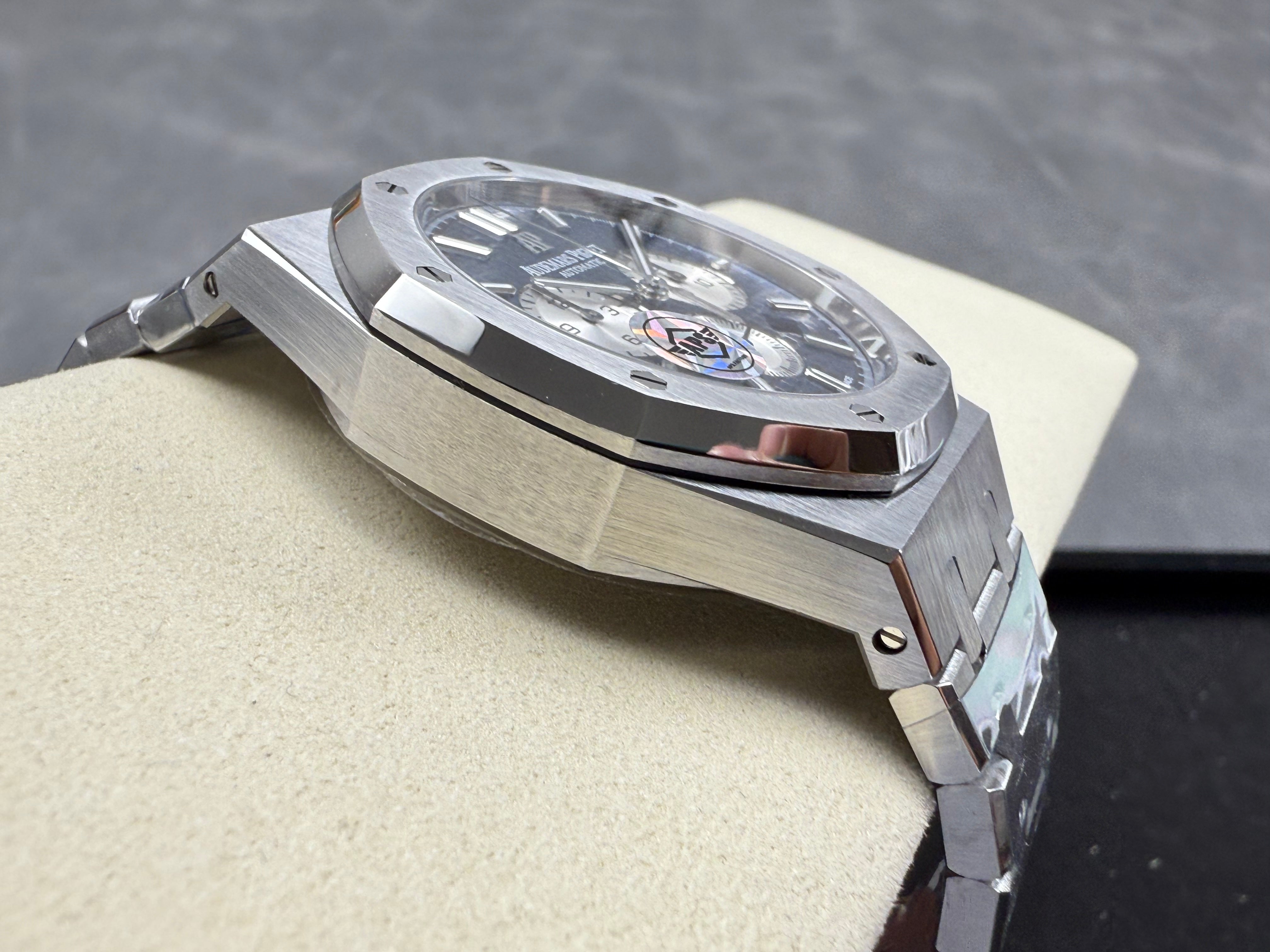 Audemars Piguet Royal Oak Chronograph 41mm Blue Dial