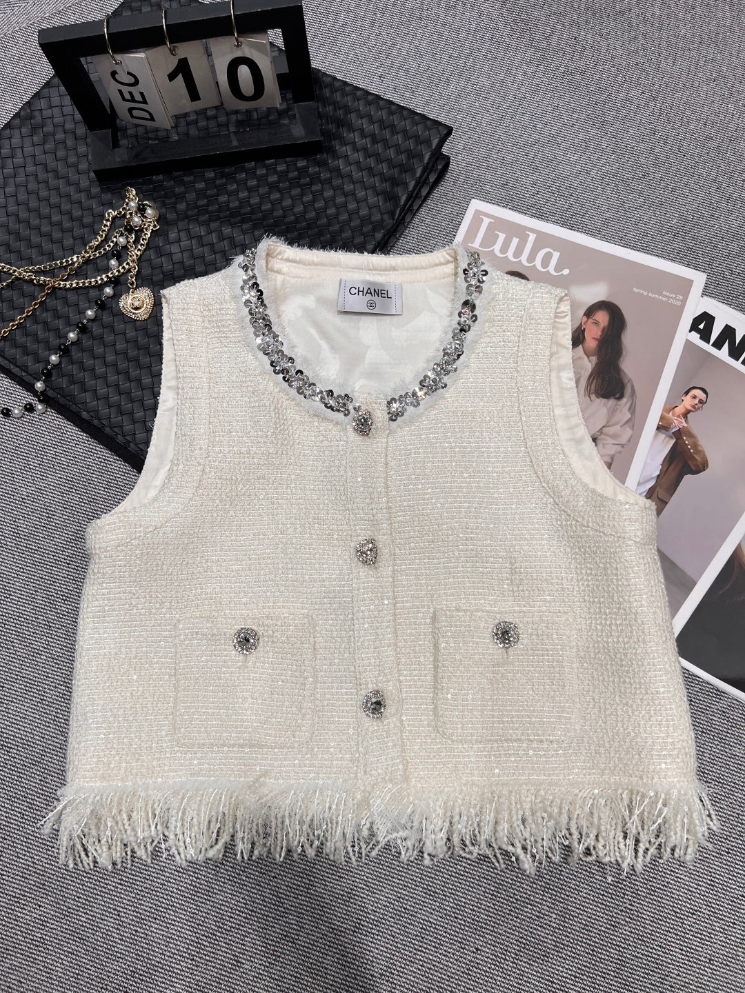 Chanel 2026 Sequined Suit Cream Wool Acrylic 210592